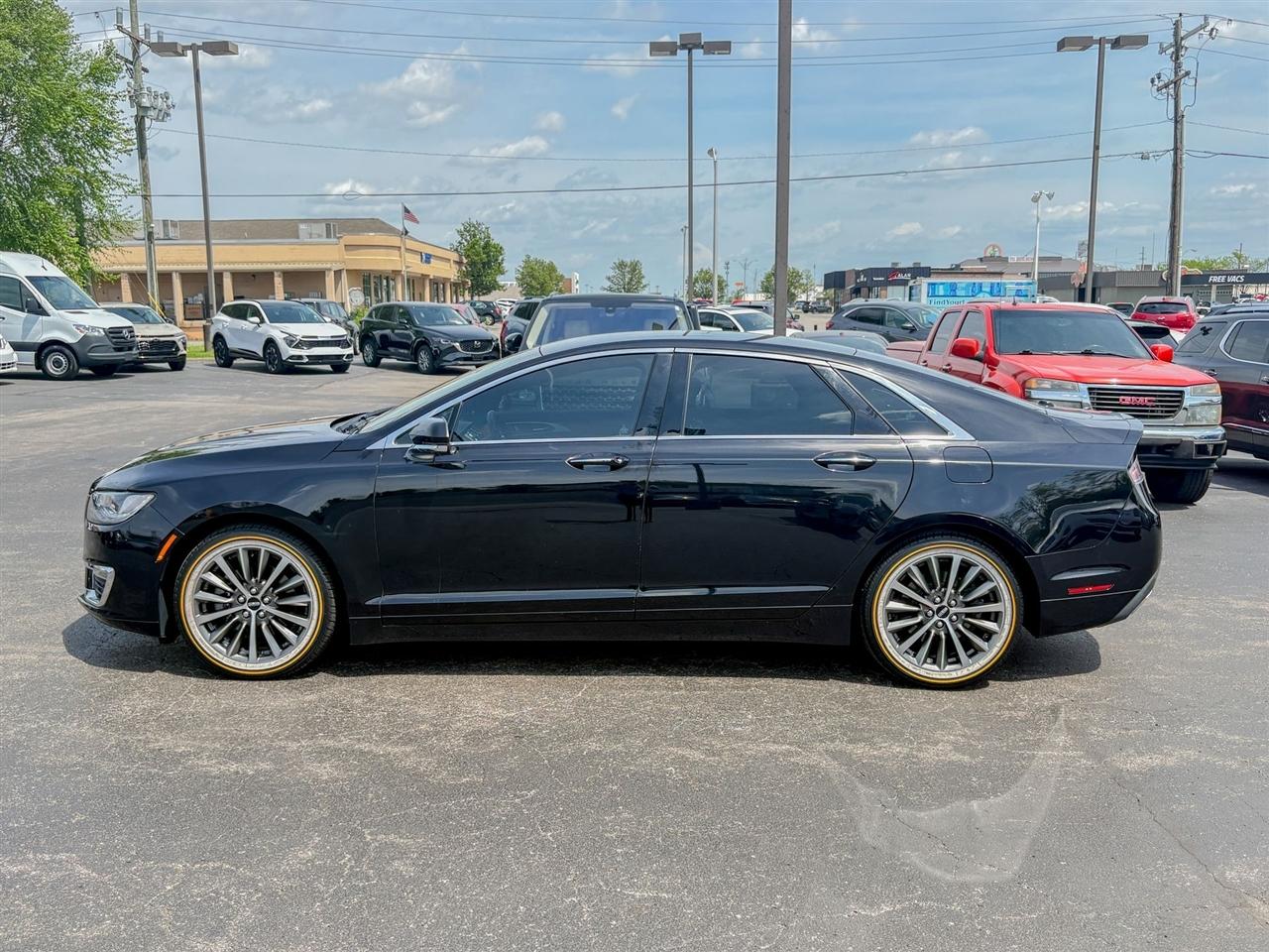 Lincoln MKZ  2019