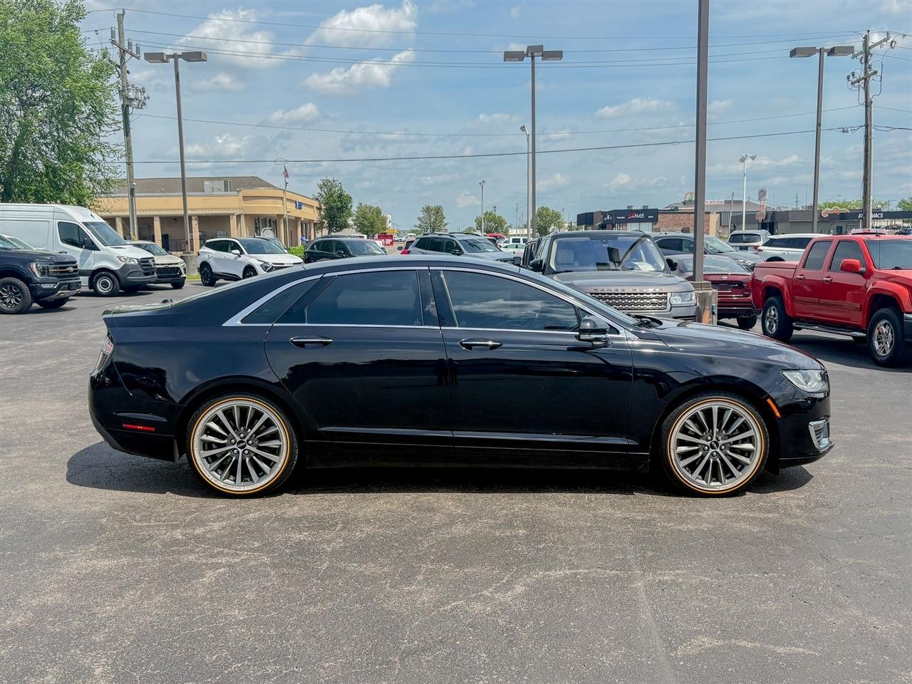 Lincoln MKZ  2019