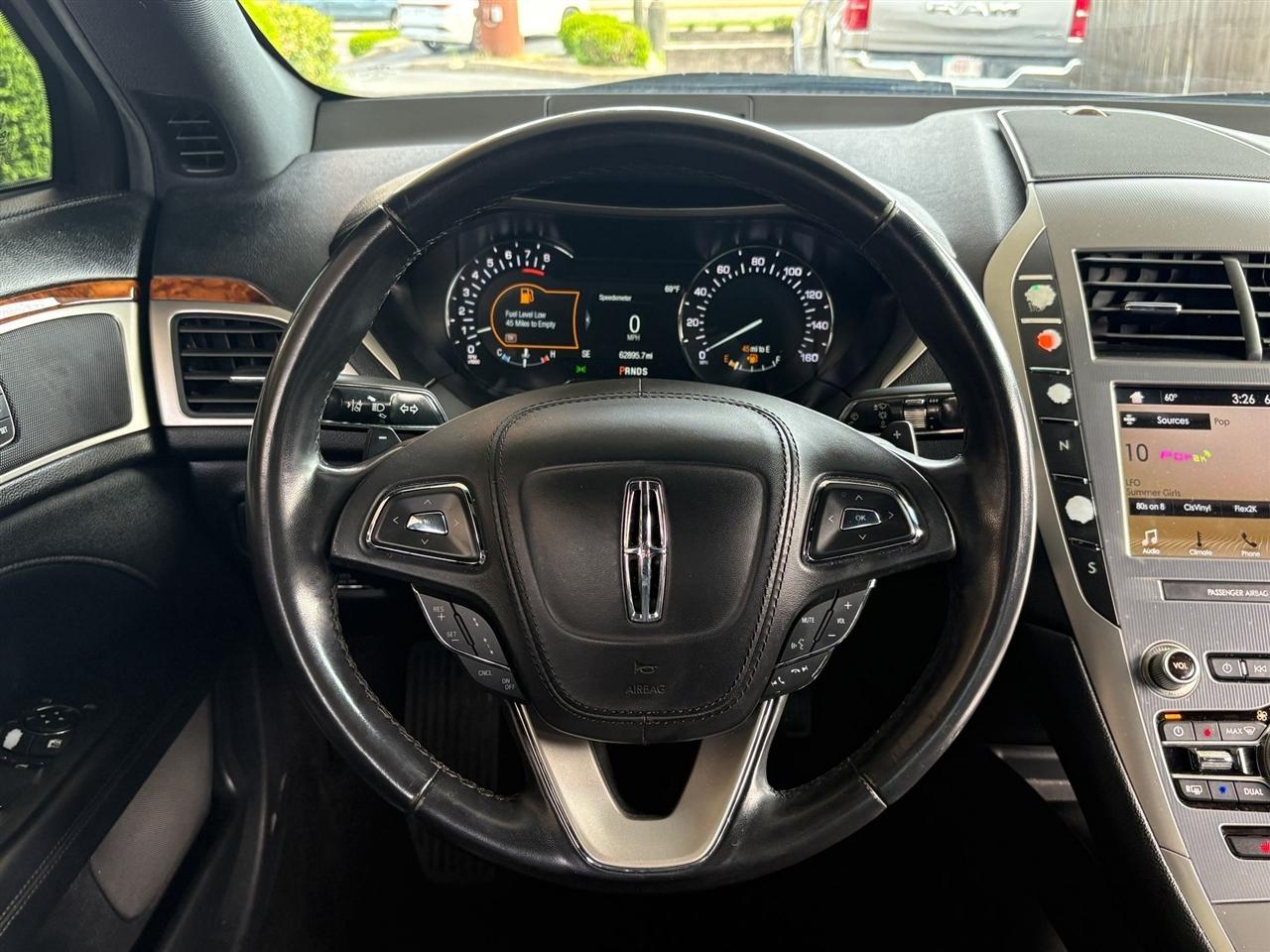 Lincoln MKZ  2019