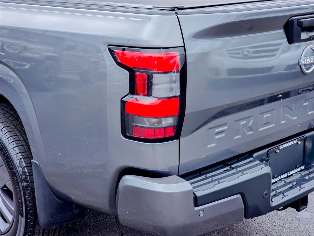 Nissan Frontier  2025