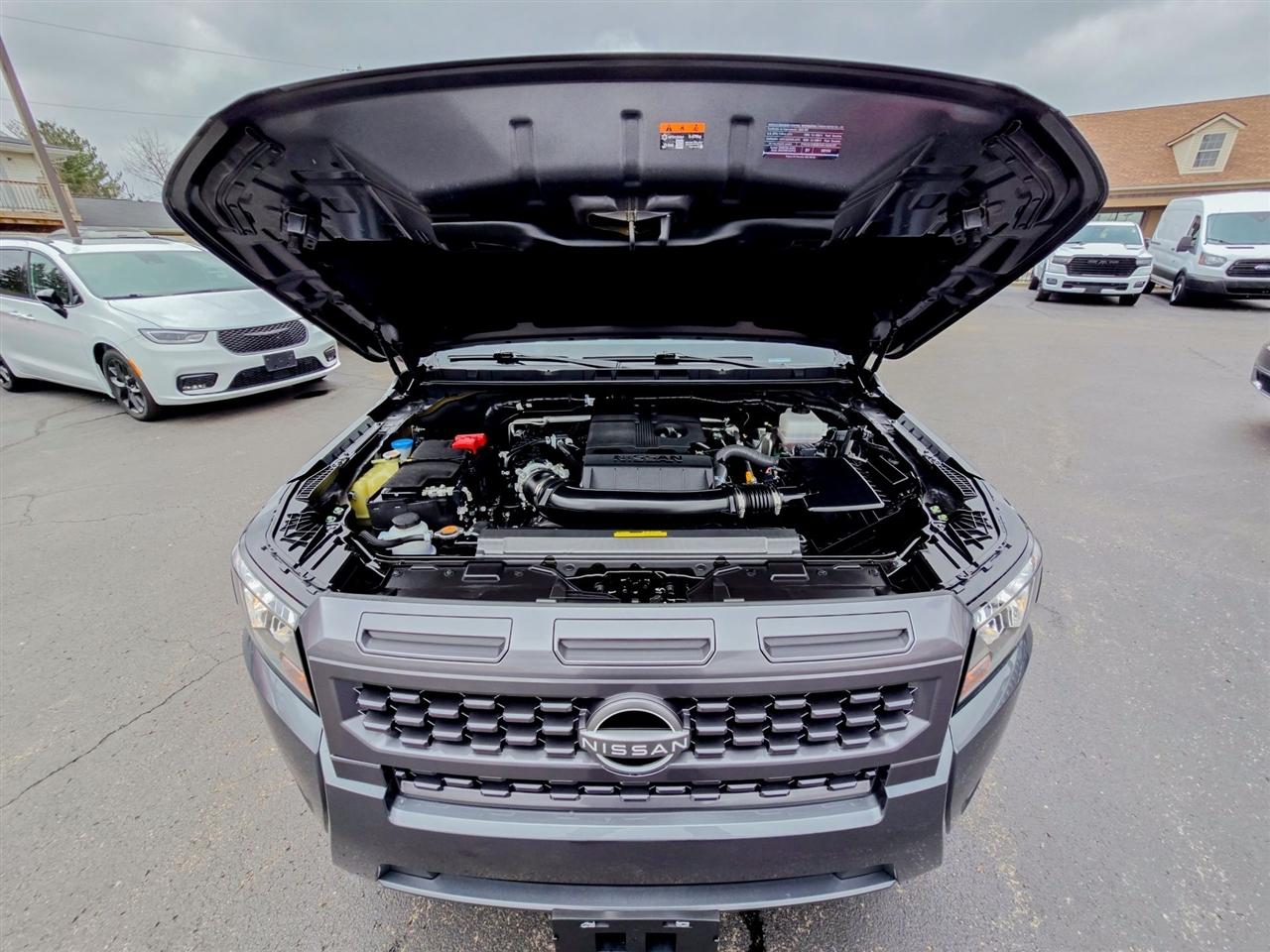 Nissan Frontier  2025