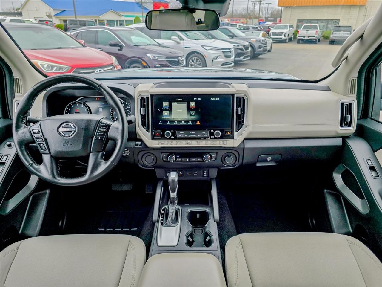 Nissan Frontier  2025