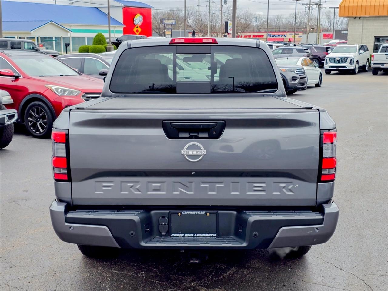Nissan Frontier  2025