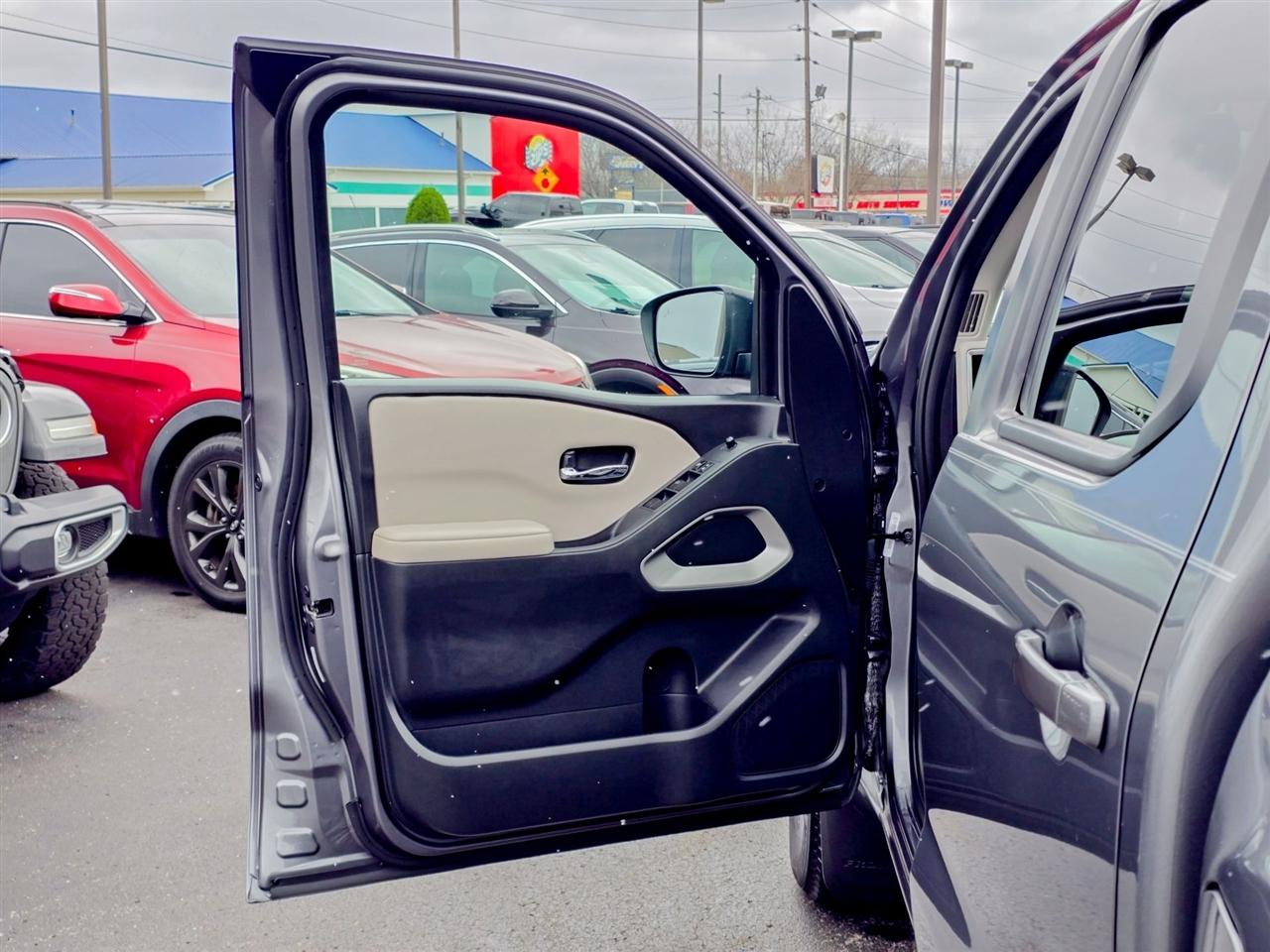 Nissan Frontier  2025