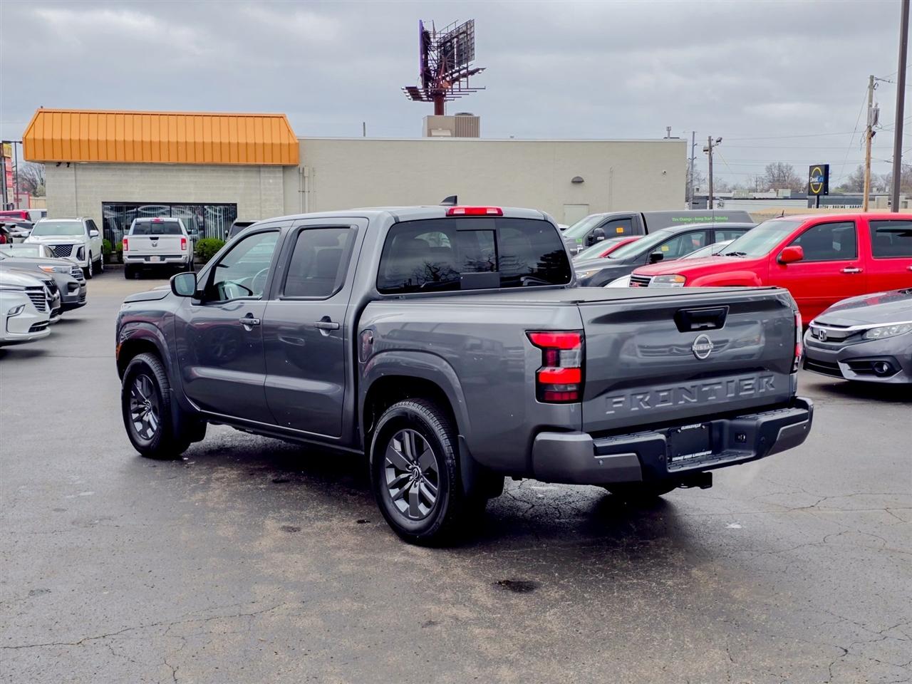 Nissan Frontier  2025