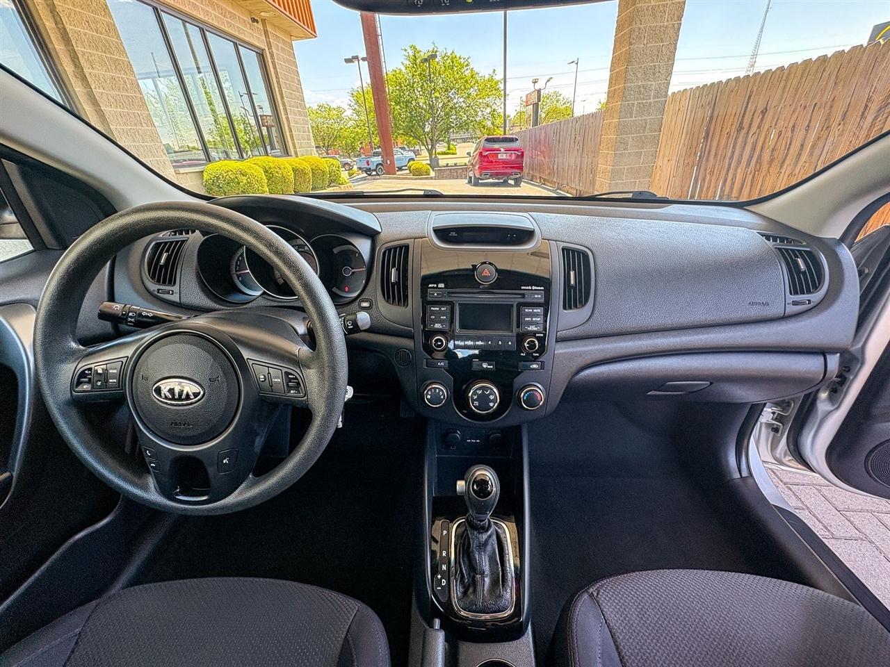 Kia Forte Koup  2012