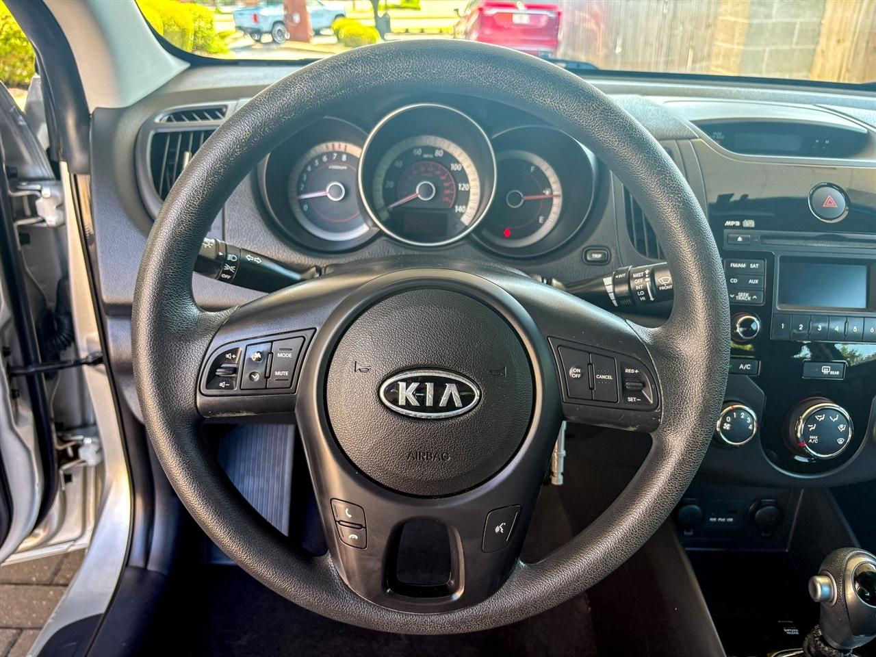 Kia Forte Koup  2012