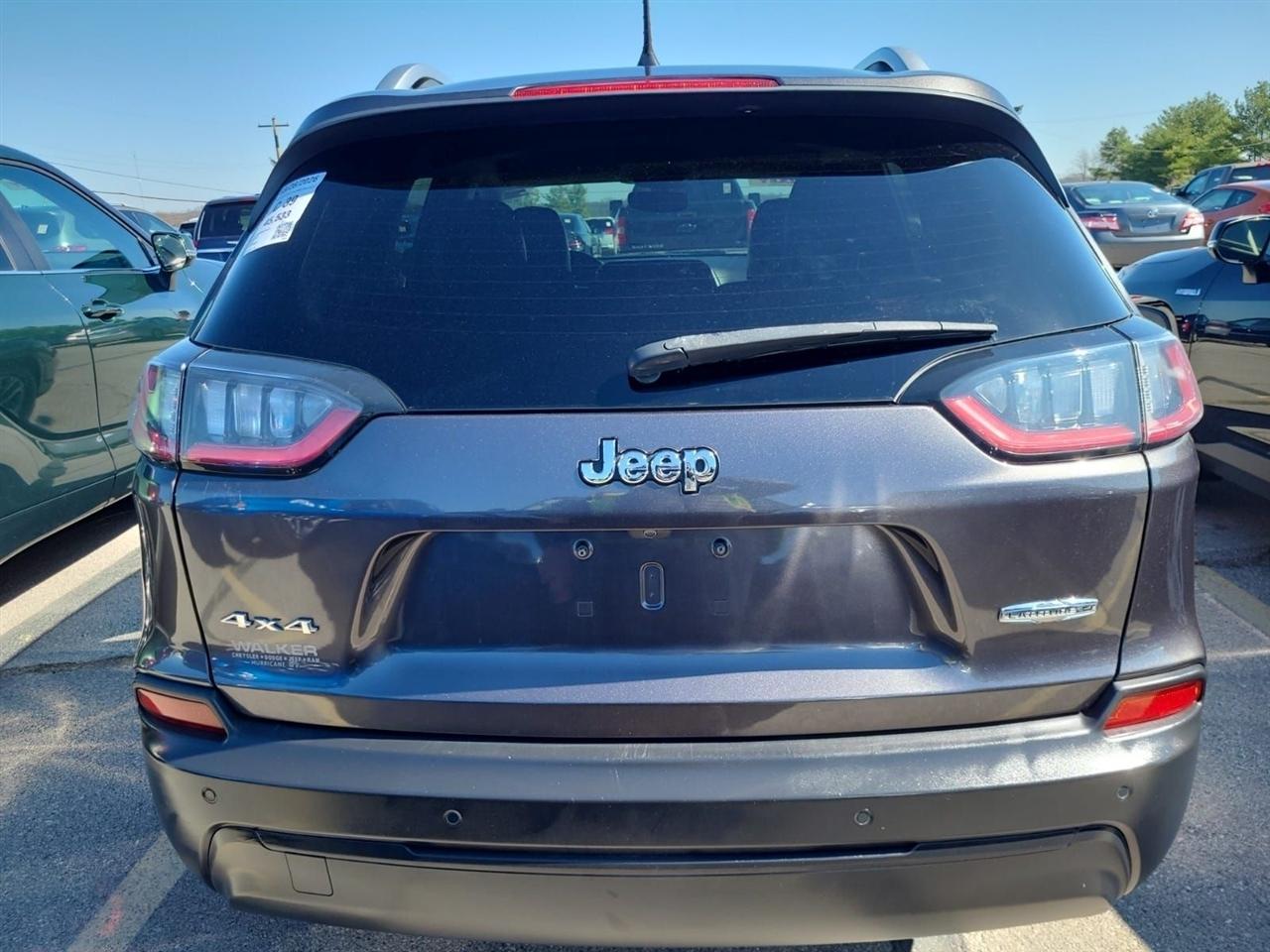 Jeep Cherokee  2021