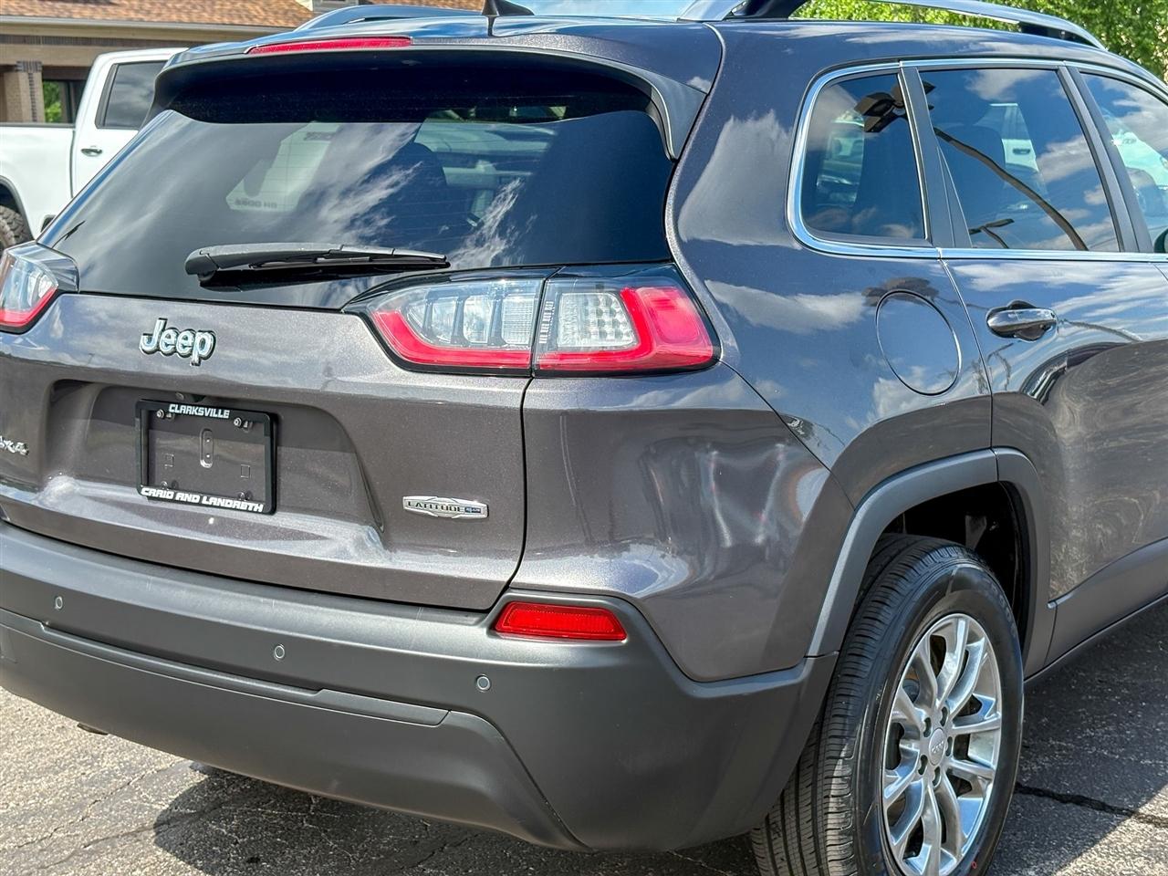 Jeep Cherokee  2021