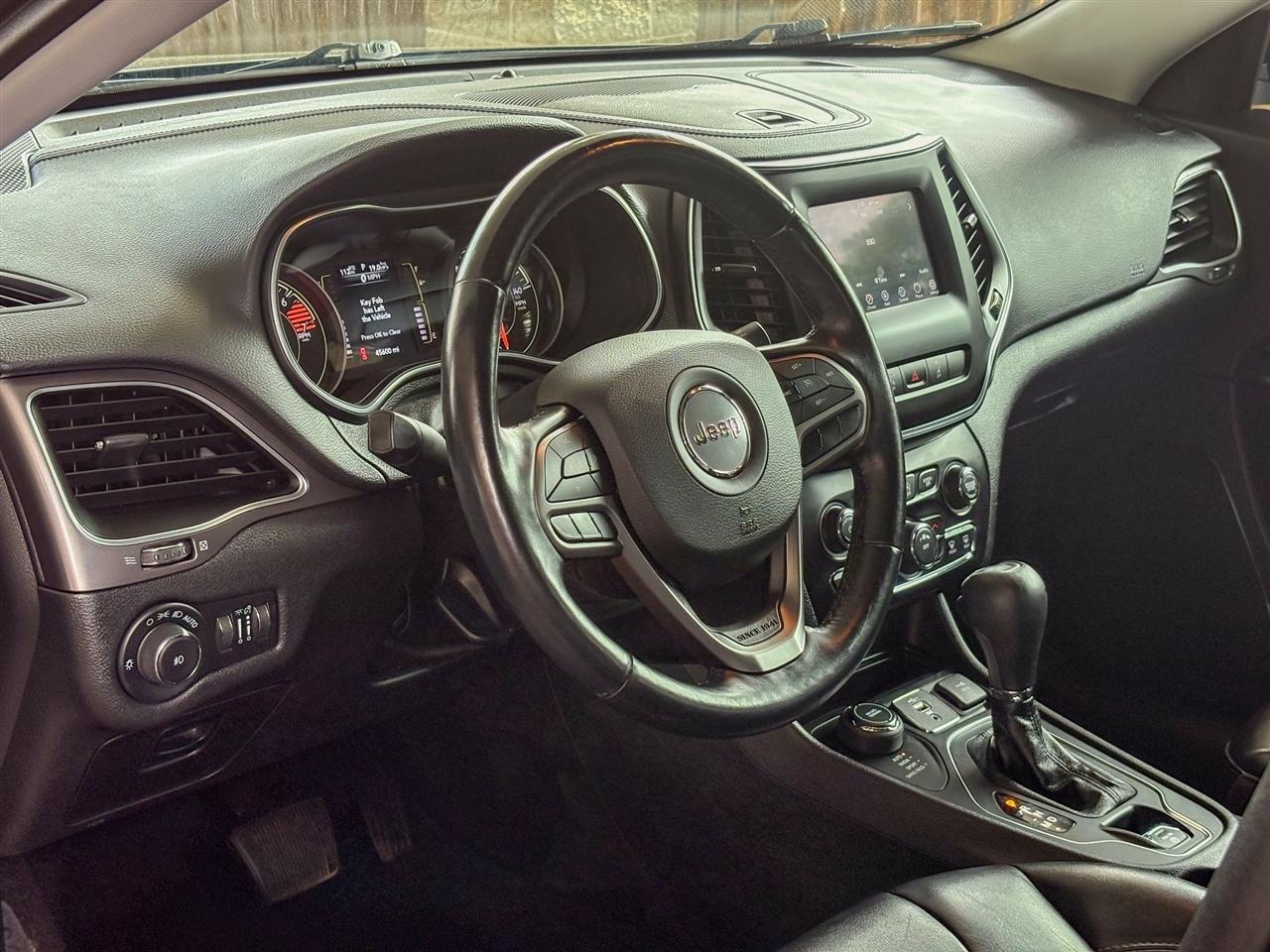 Jeep Cherokee  2021