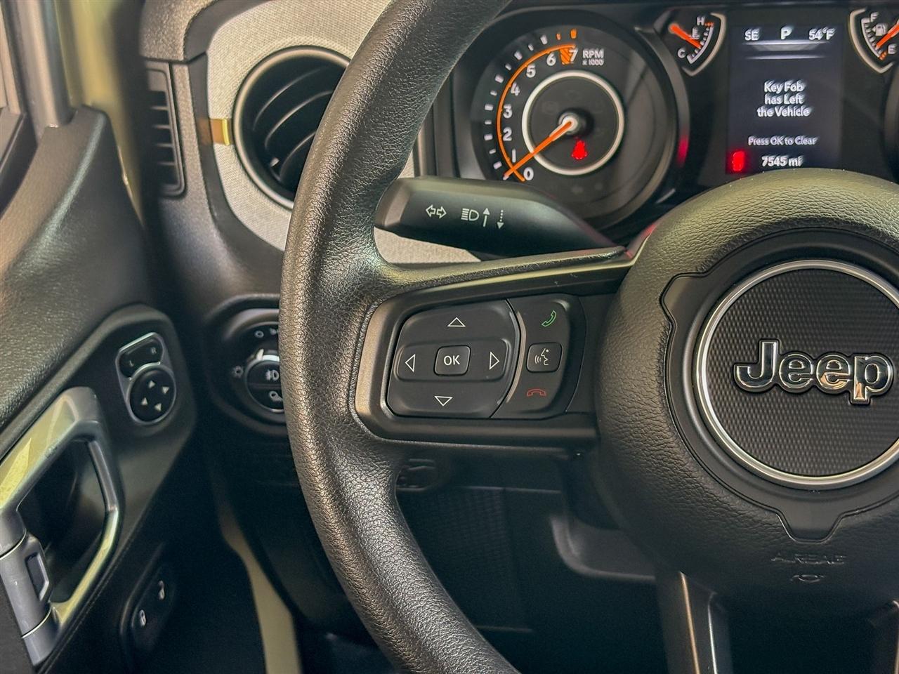 Jeep Gladiator  2025