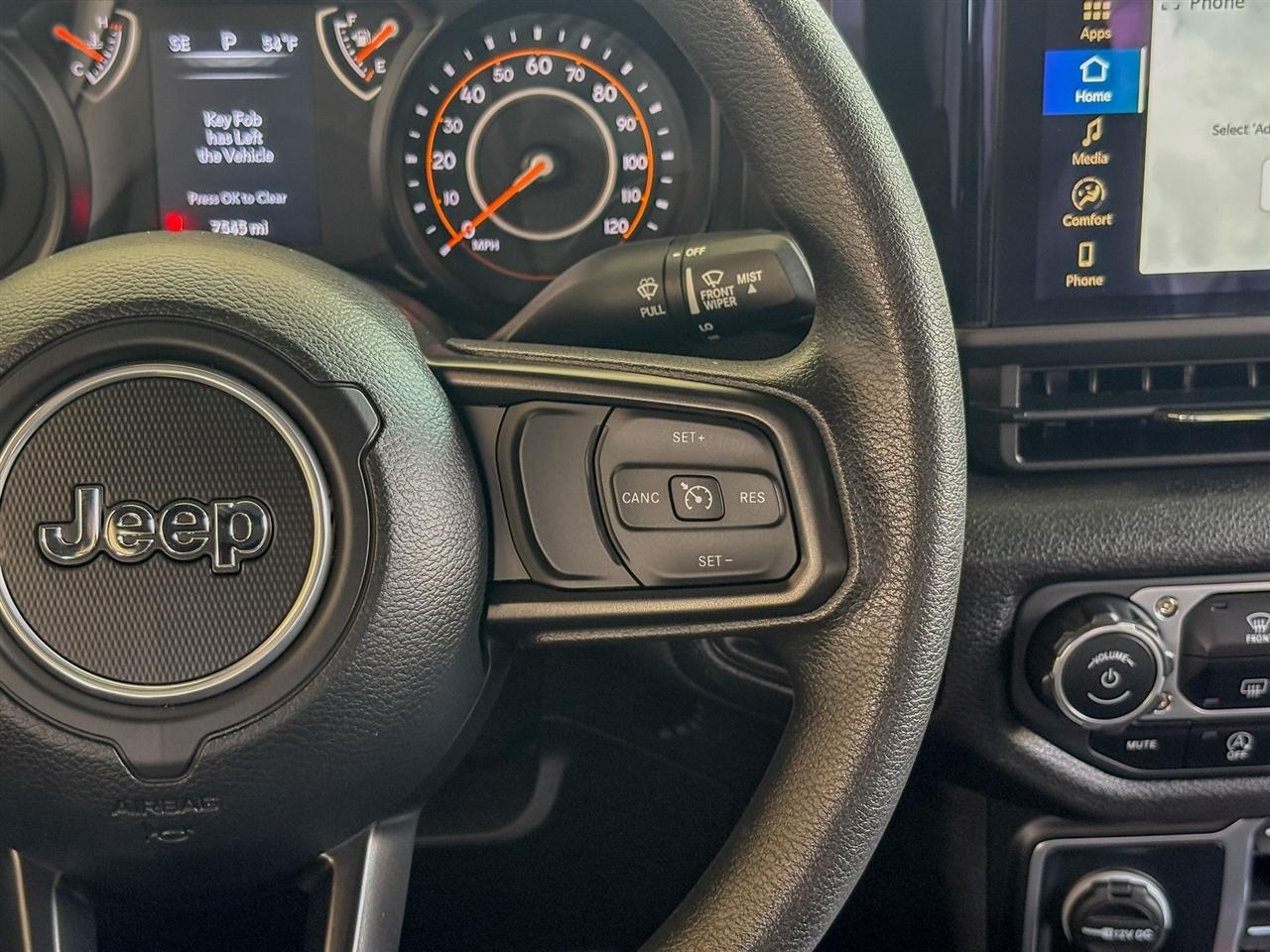 Jeep Gladiator  2025