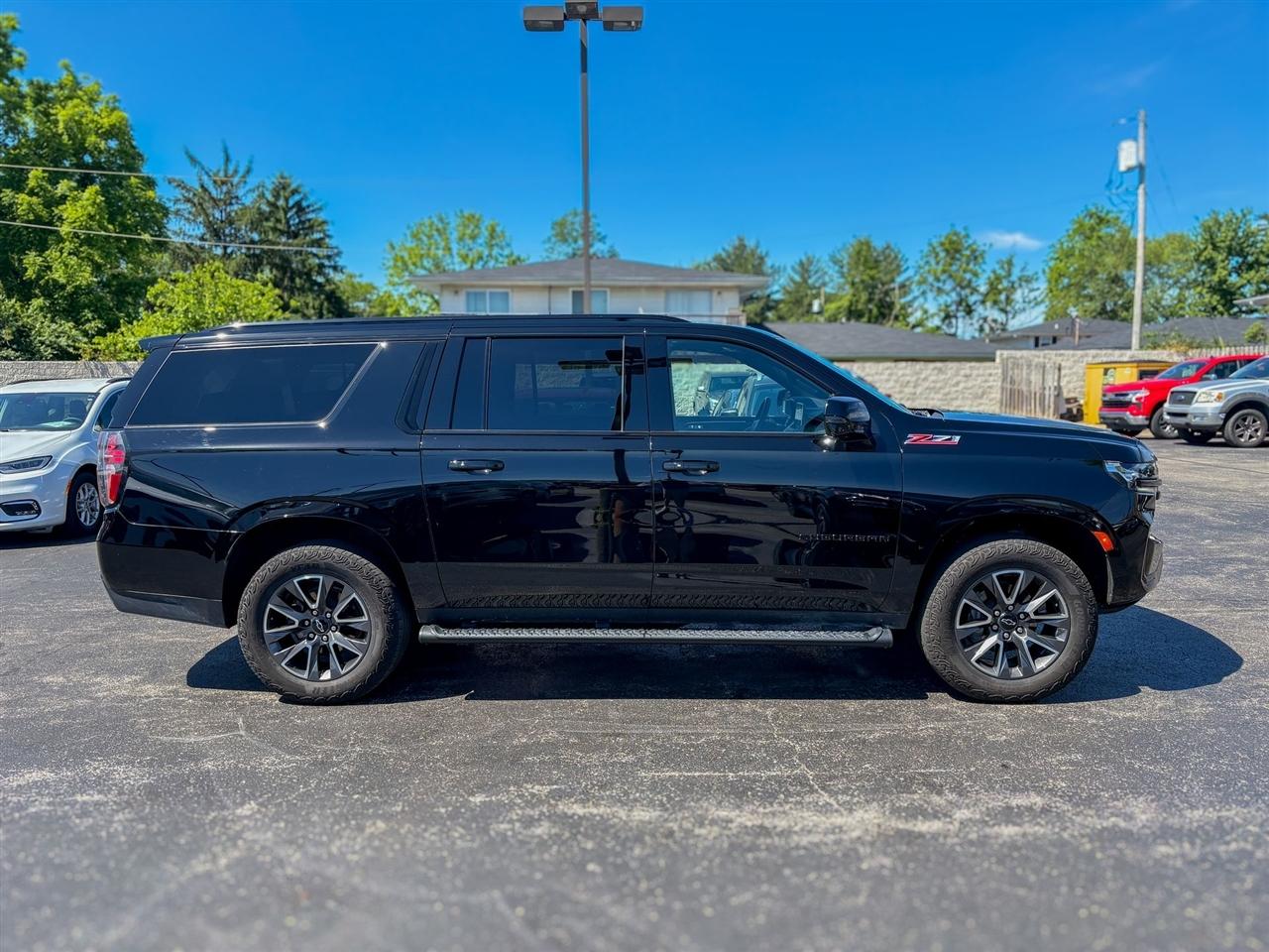Chevrolet Suburban  2024
