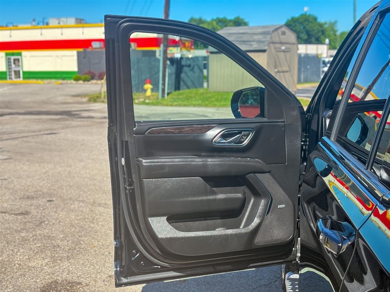 Chevrolet Suburban  2024