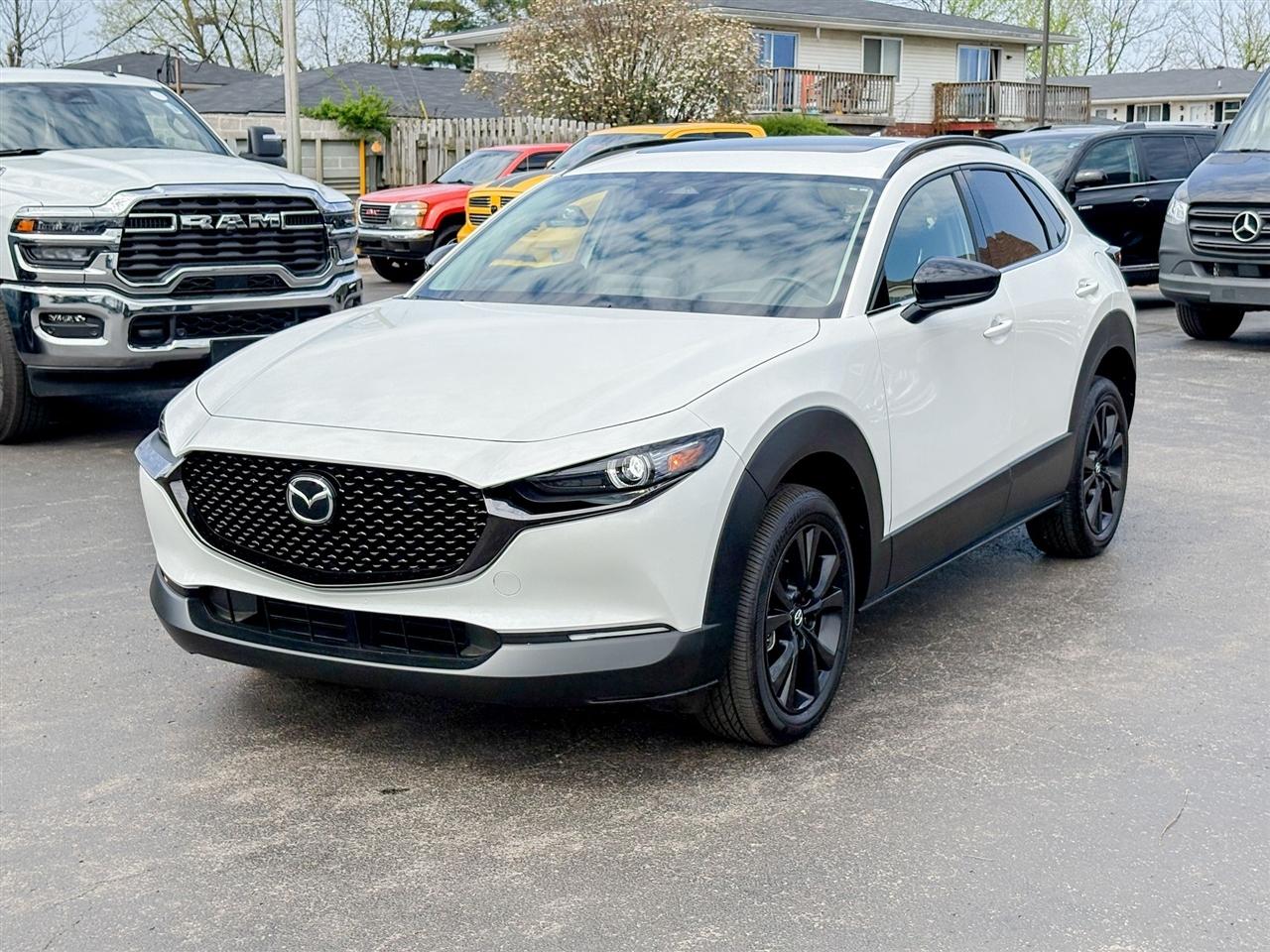 Mazda CX-30  2025