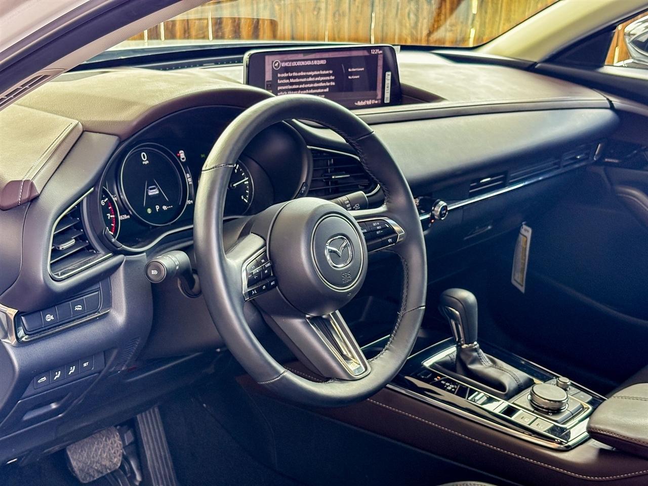 Mazda CX-30  2025