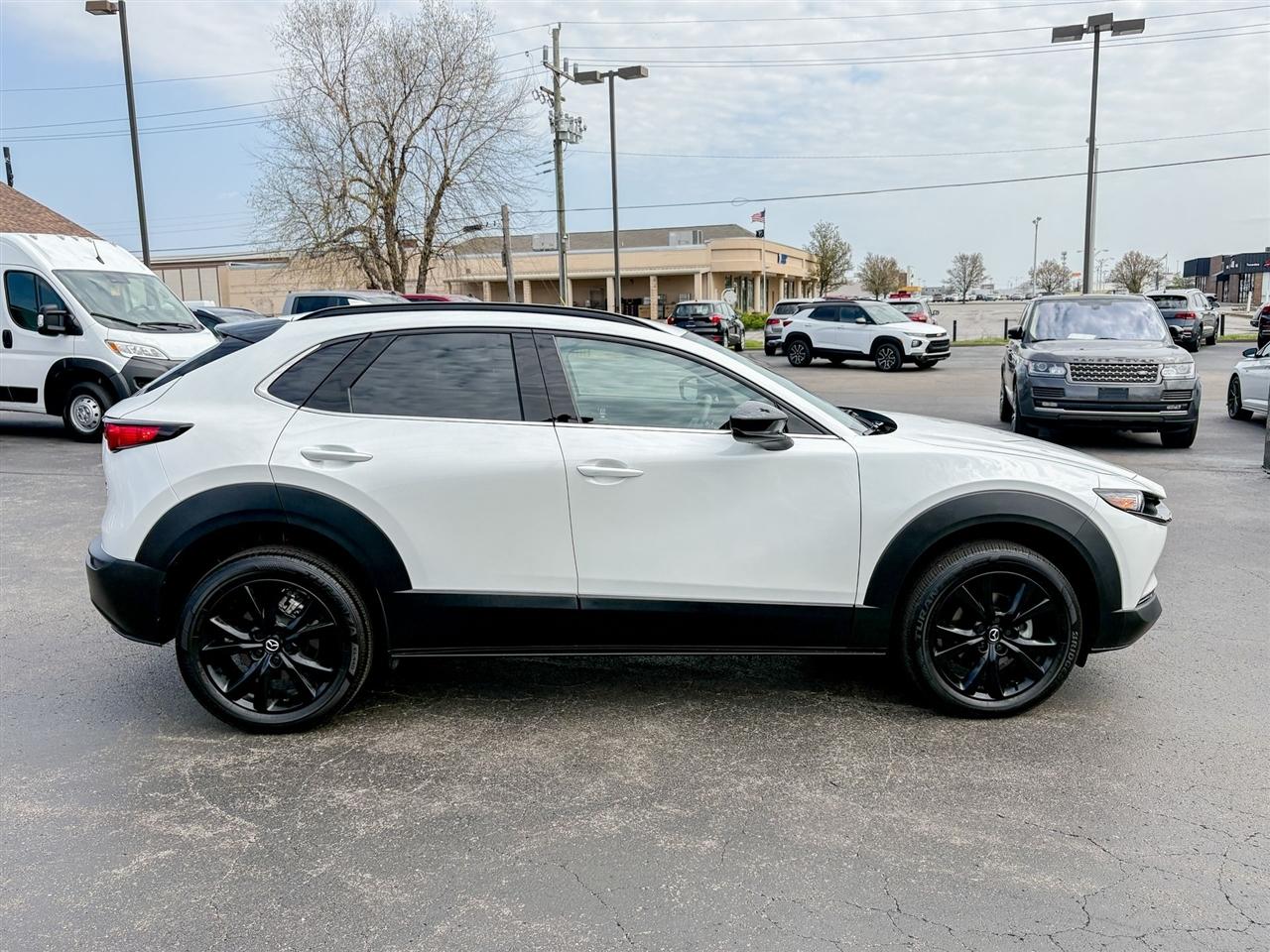 Mazda CX-30  2025