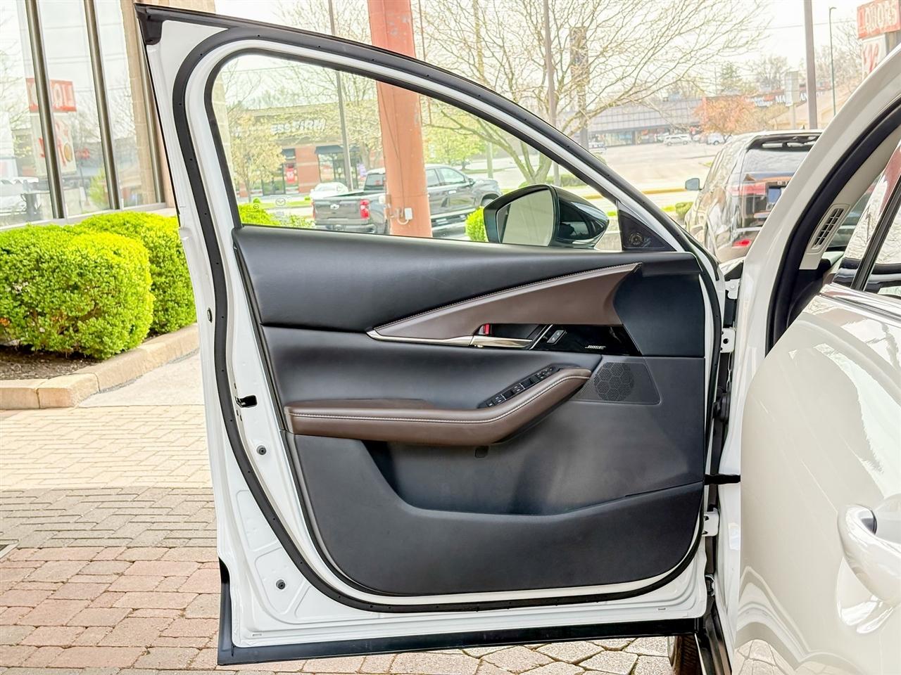 Mazda CX-30  2025