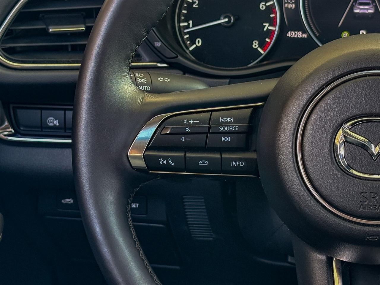 Mazda CX-30  2025