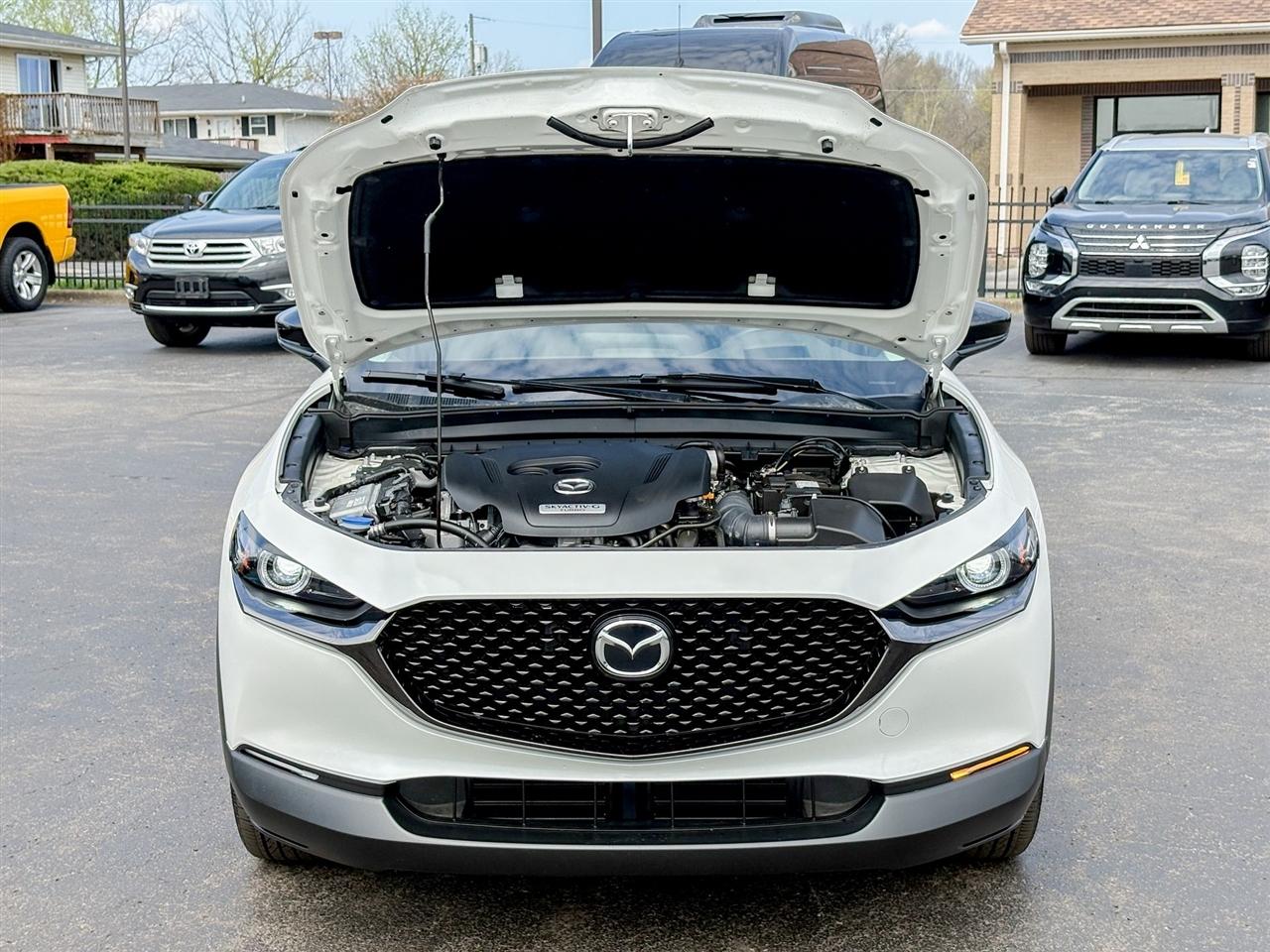 Mazda CX-30  2025