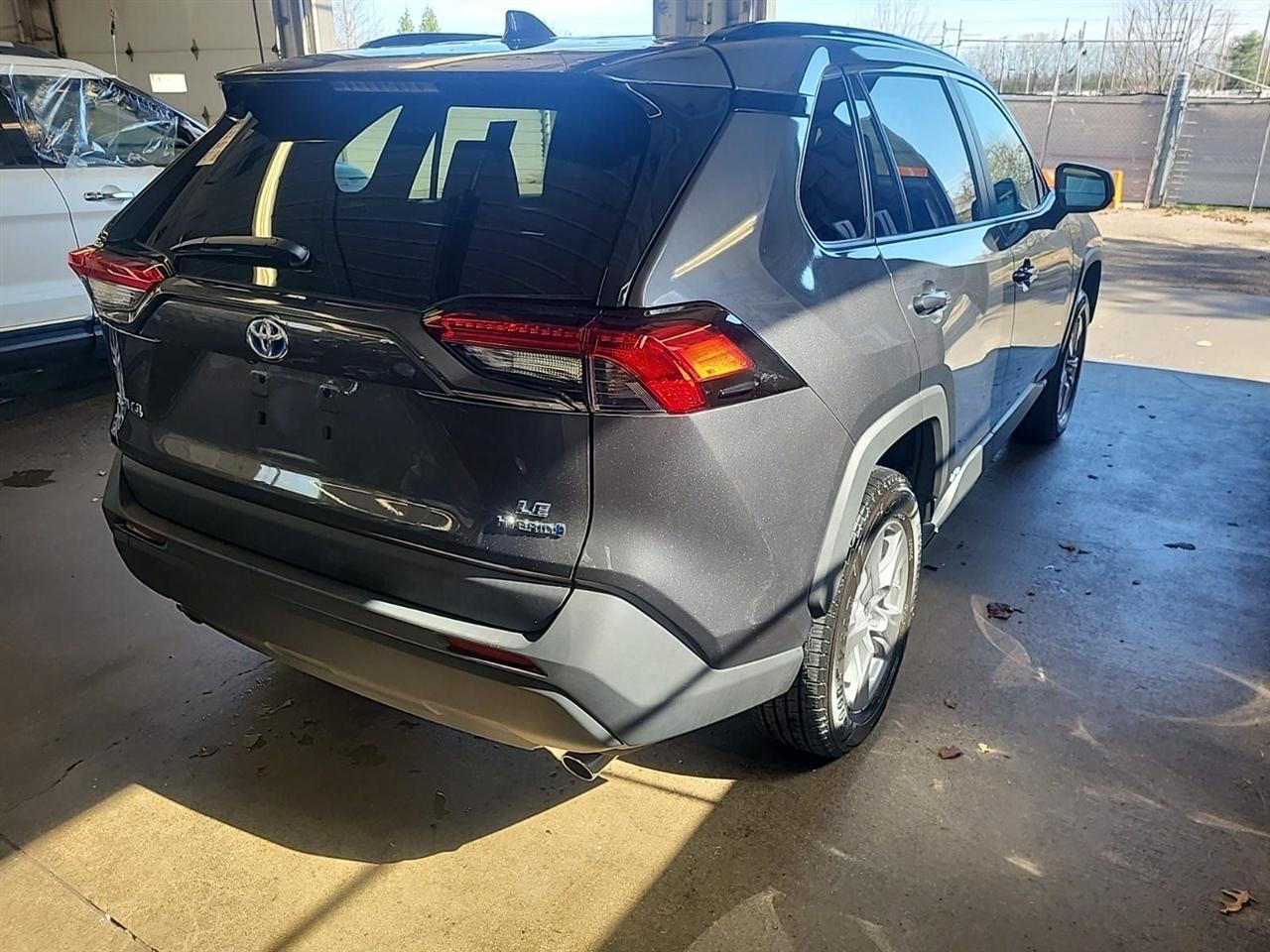 Toyota RAV4  2022