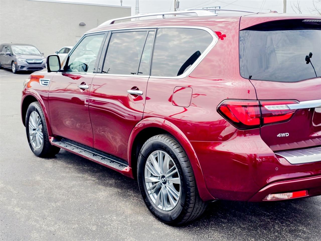 Infiniti QX80  2021