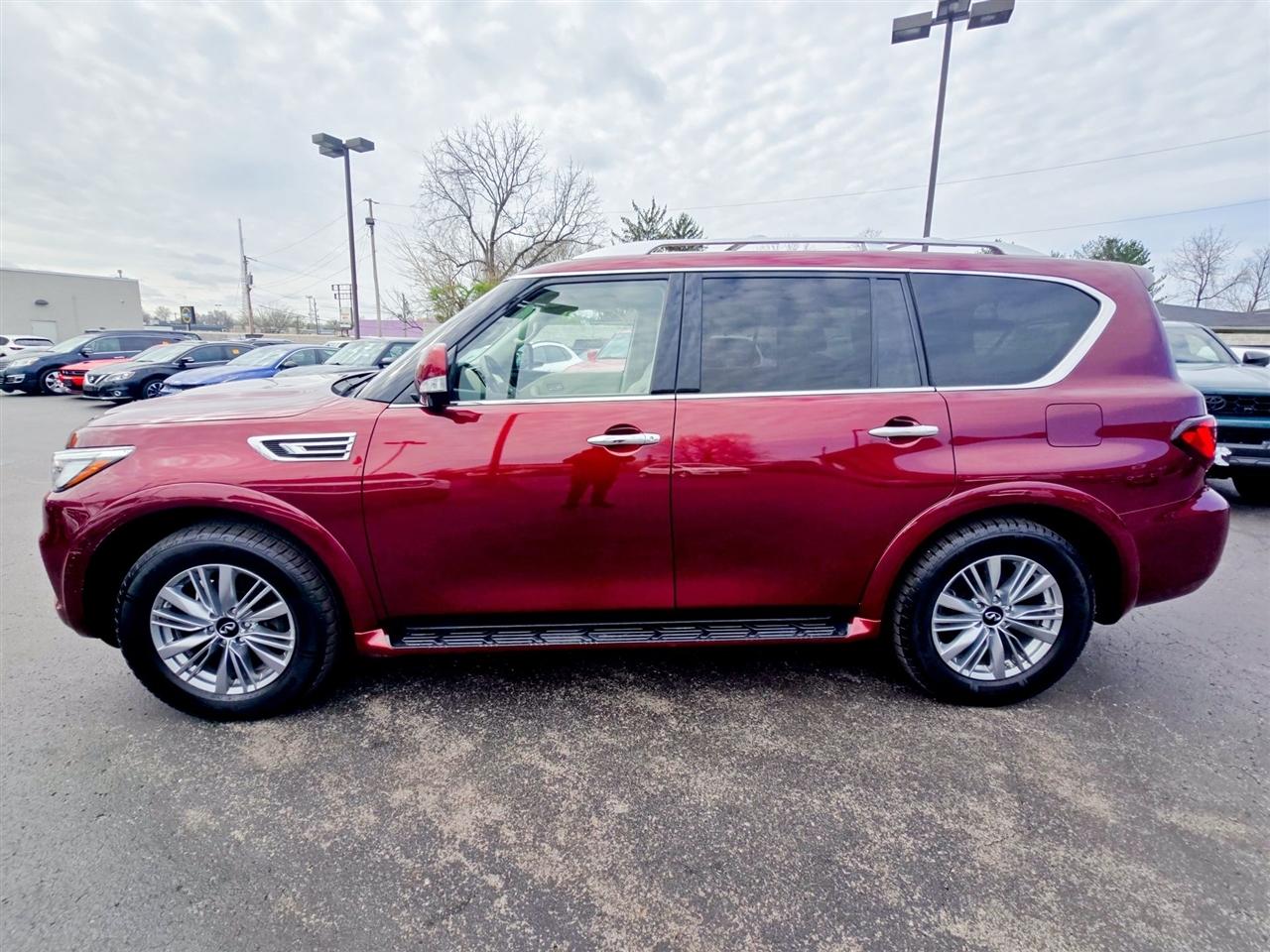 Infiniti QX80  2021