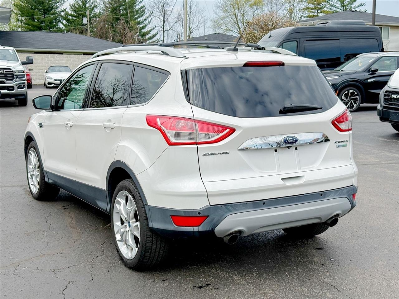 Ford Escape  2014