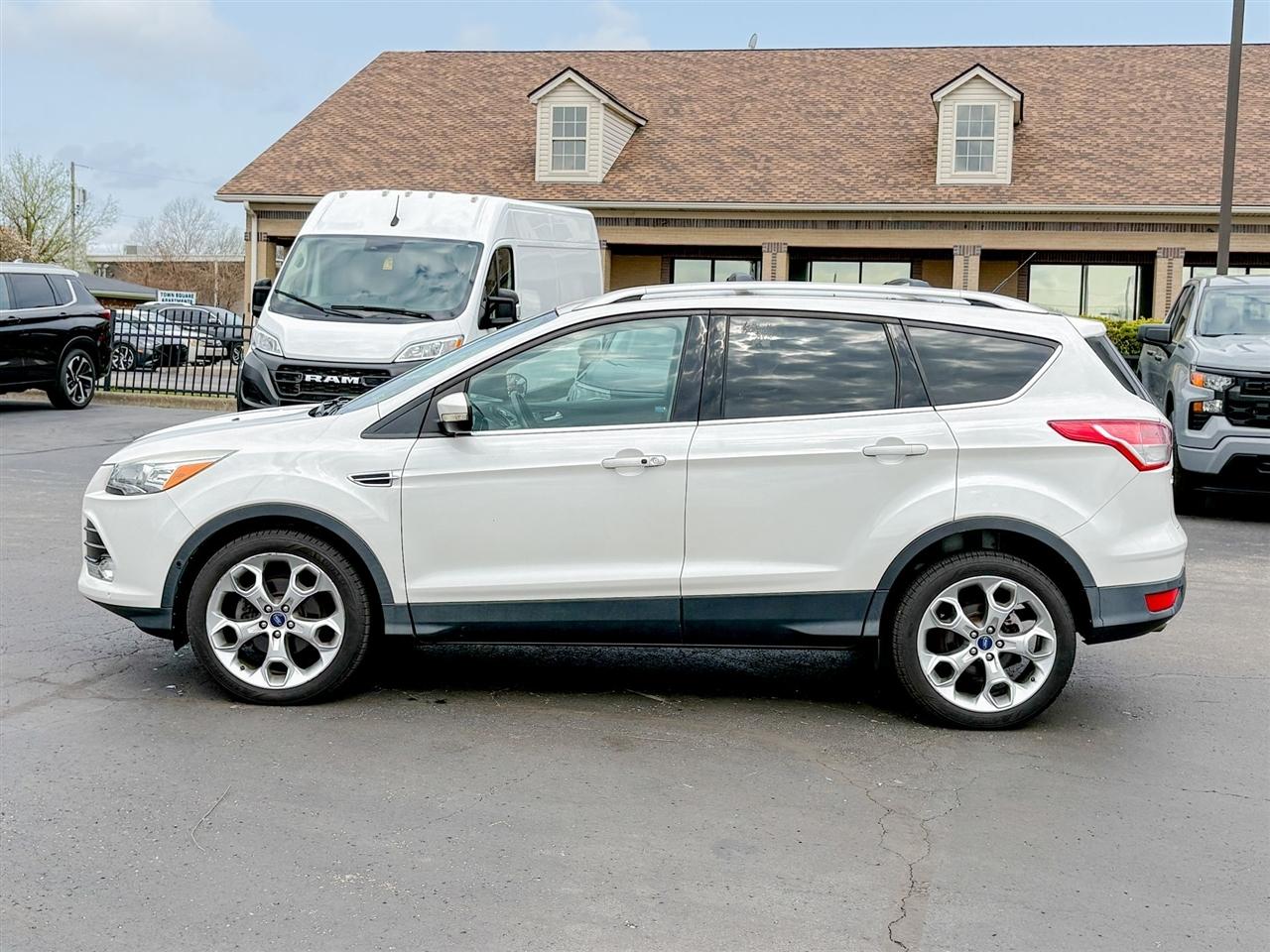 Ford Escape  2014