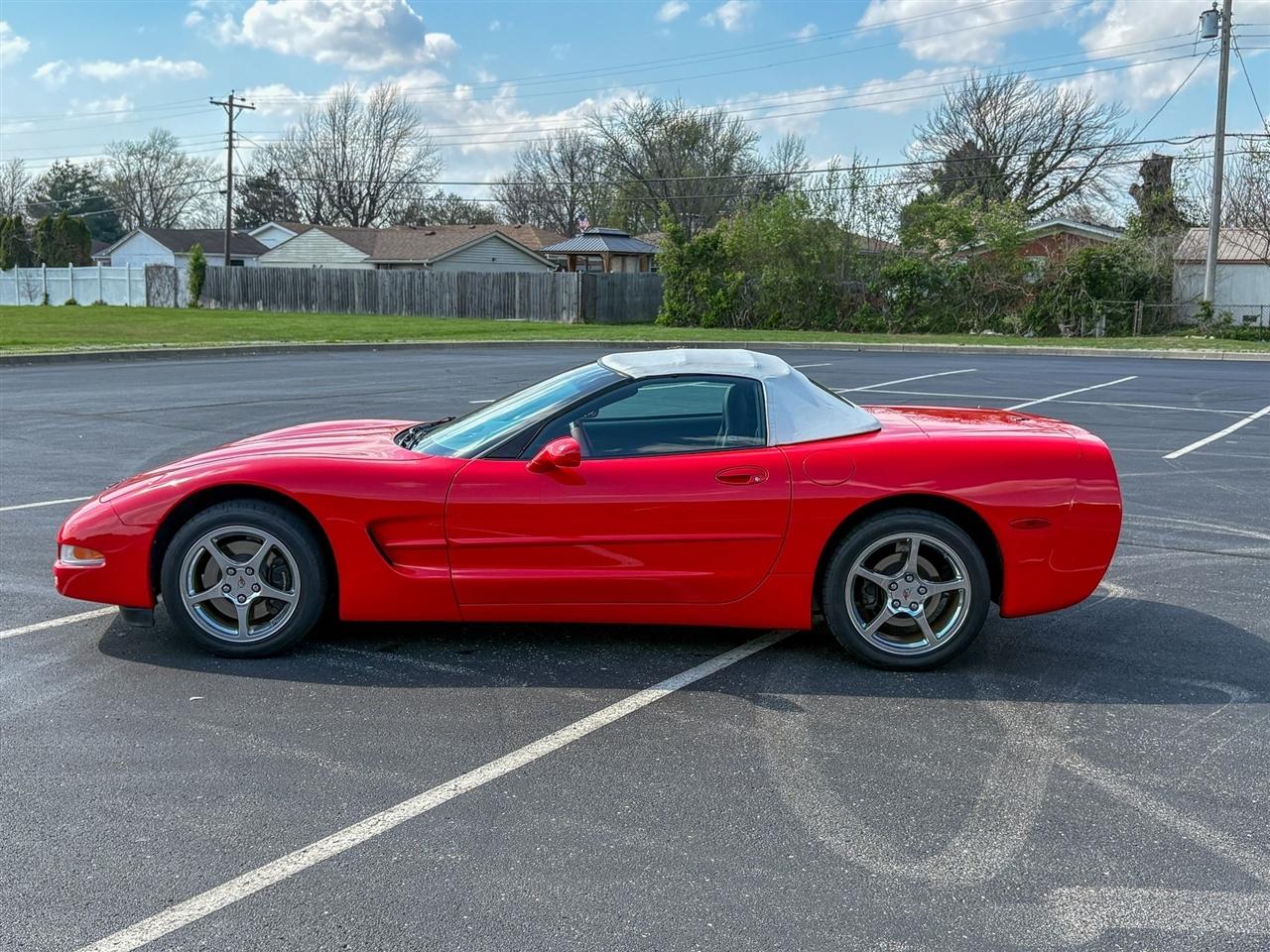Chevrolet Corvette  2000