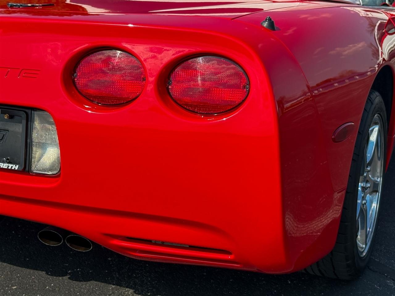 Chevrolet Corvette  2000