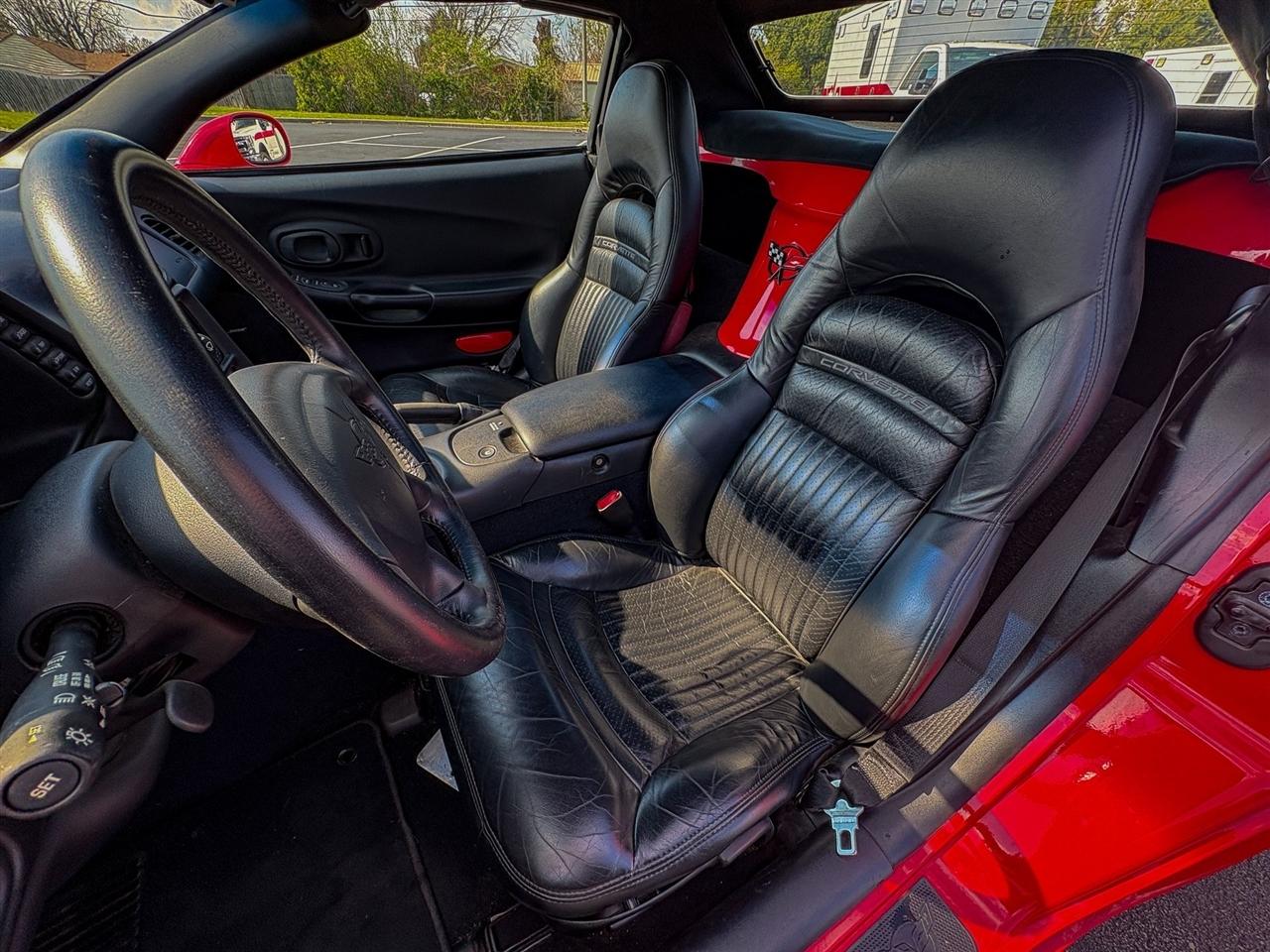 Chevrolet Corvette  2000