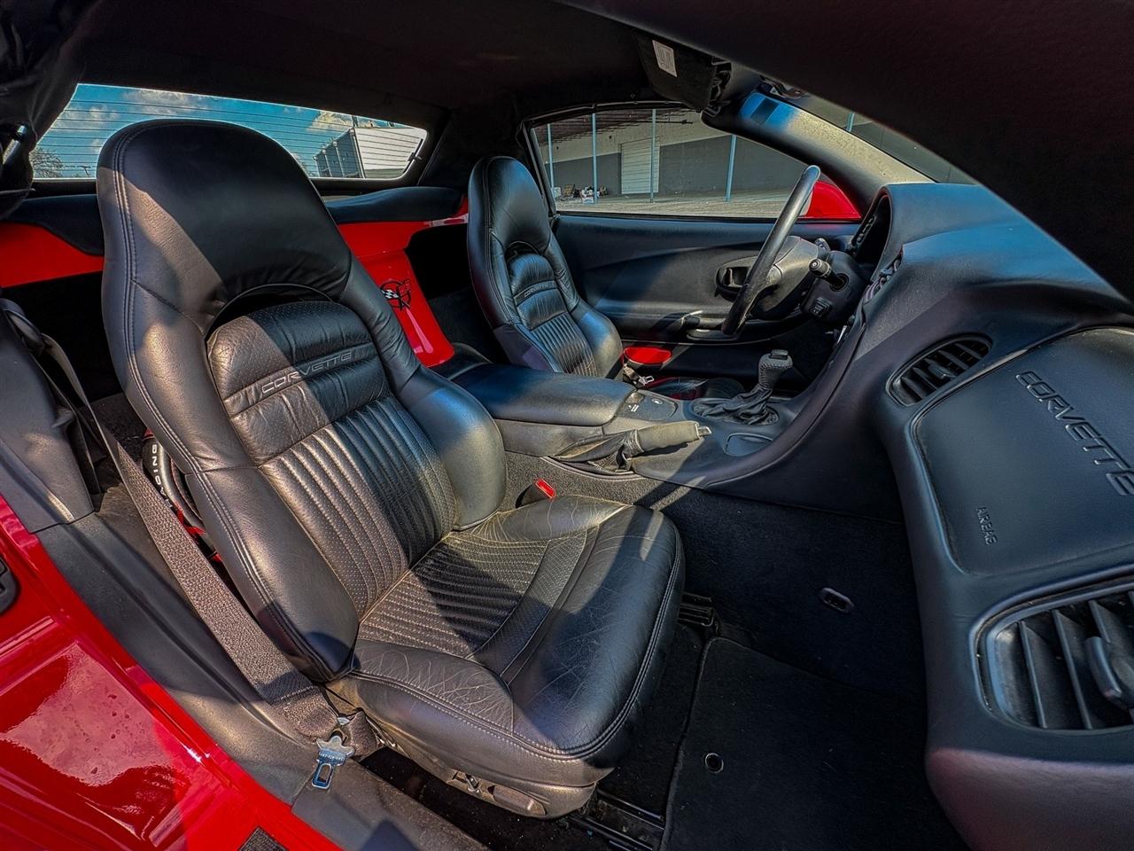 Chevrolet Corvette  2000