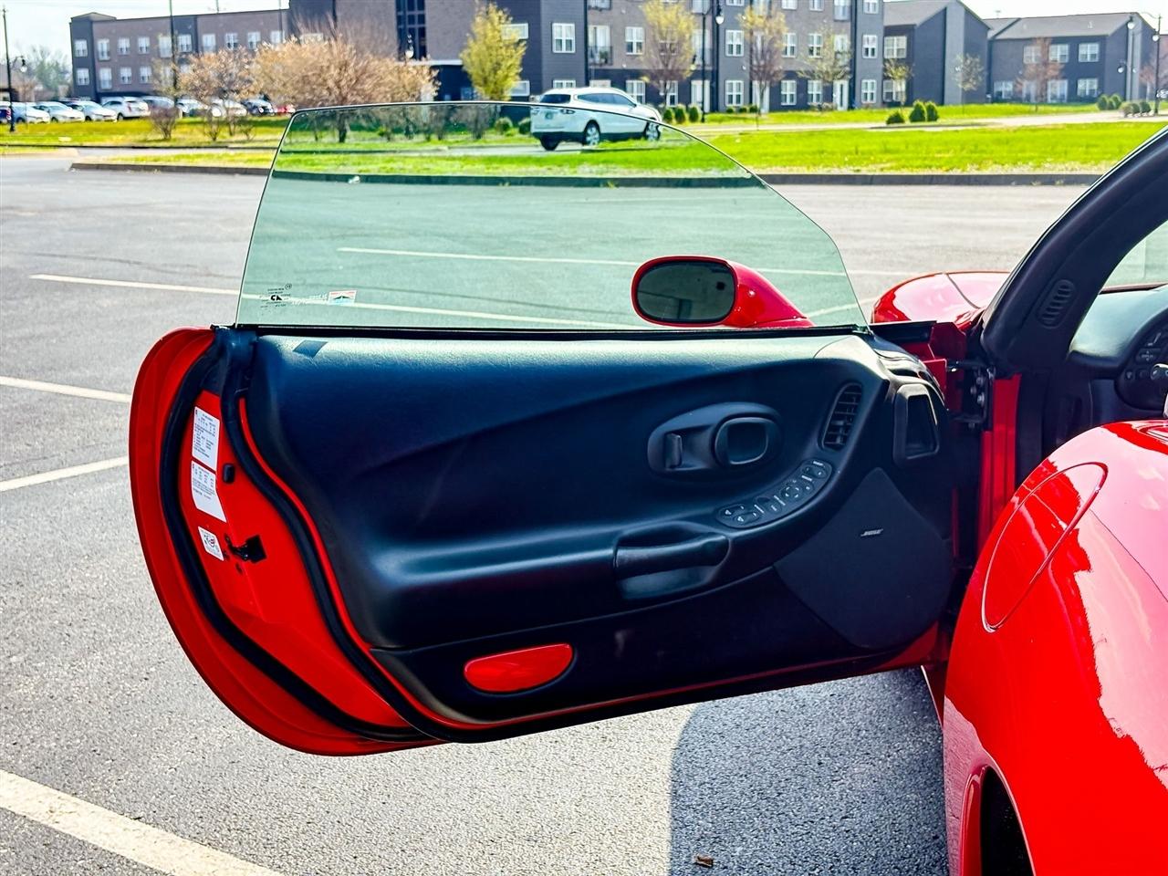 Chevrolet Corvette  2000