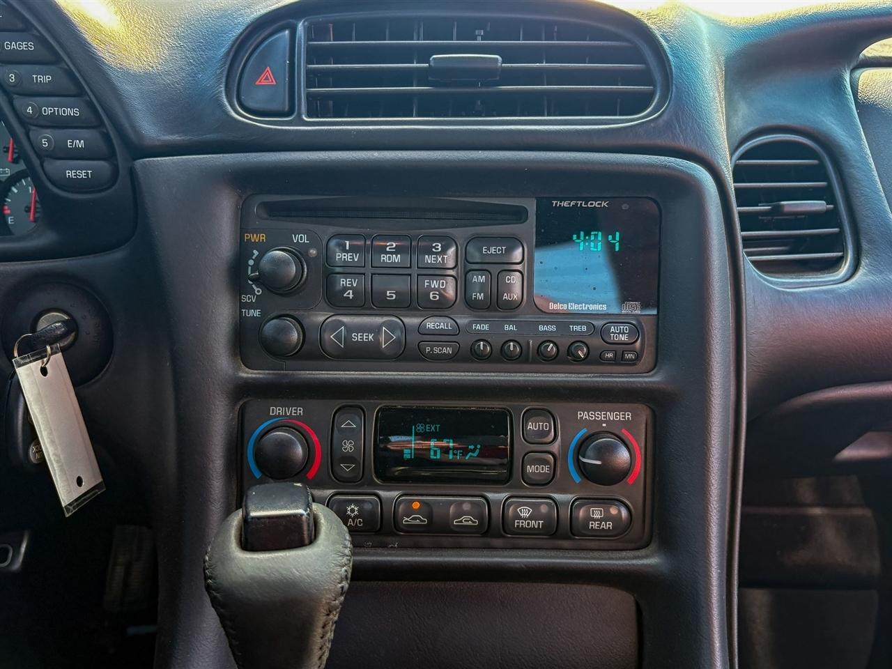 Chevrolet Corvette  2000