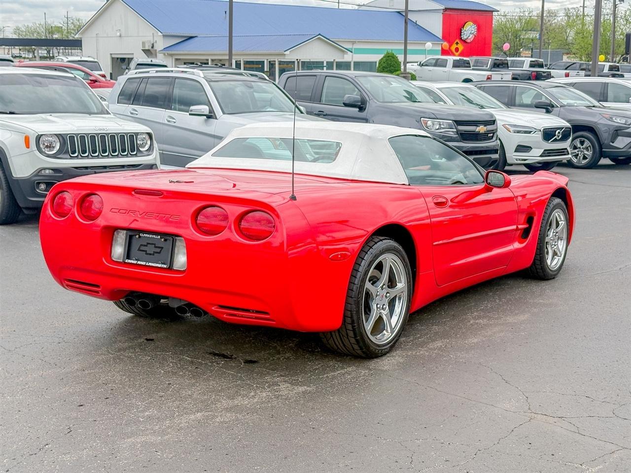 Chevrolet Corvette  2000