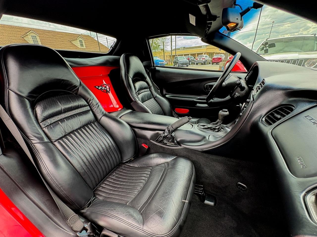 Chevrolet Corvette  2000