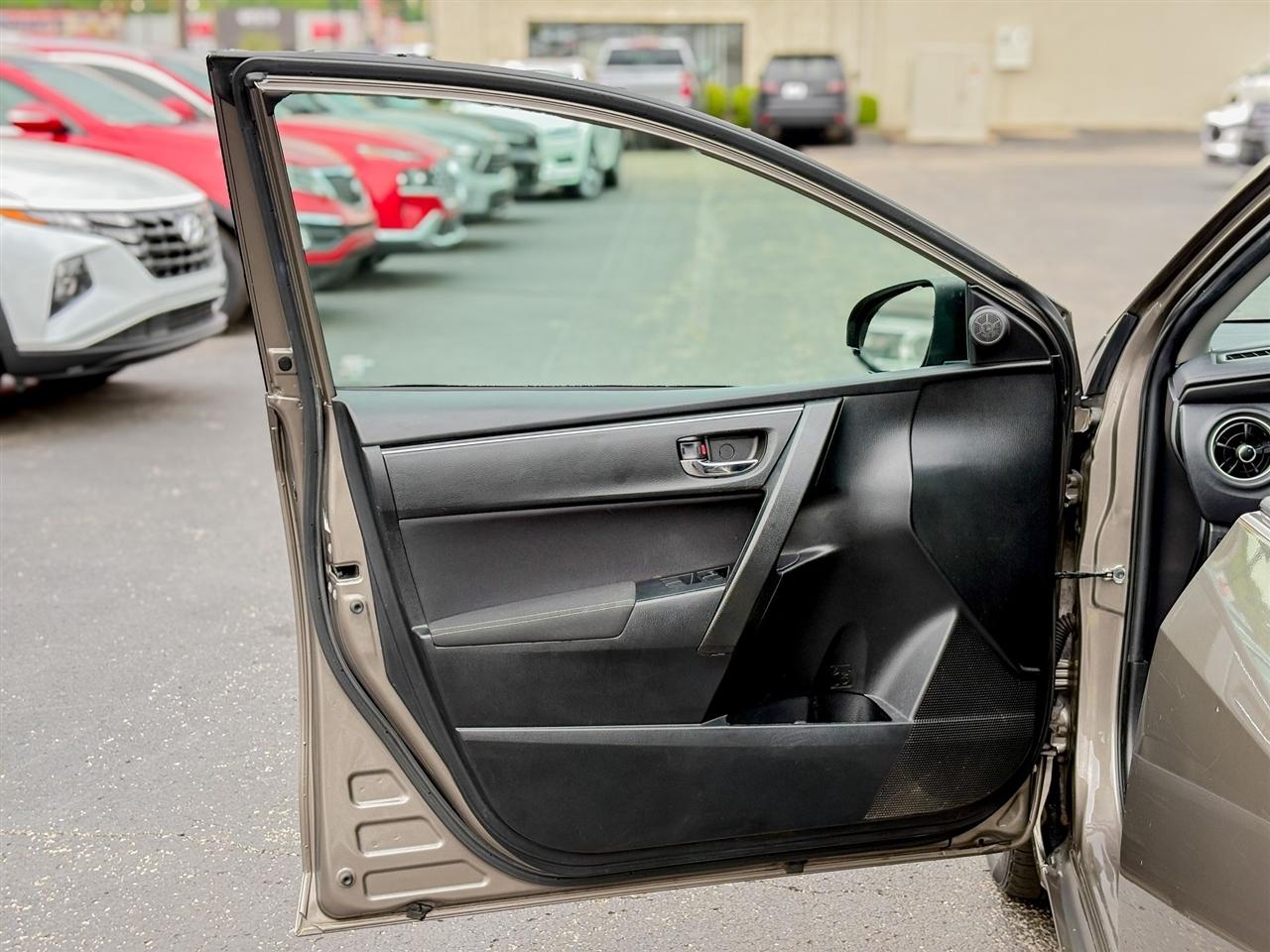 Toyota Corolla  2018