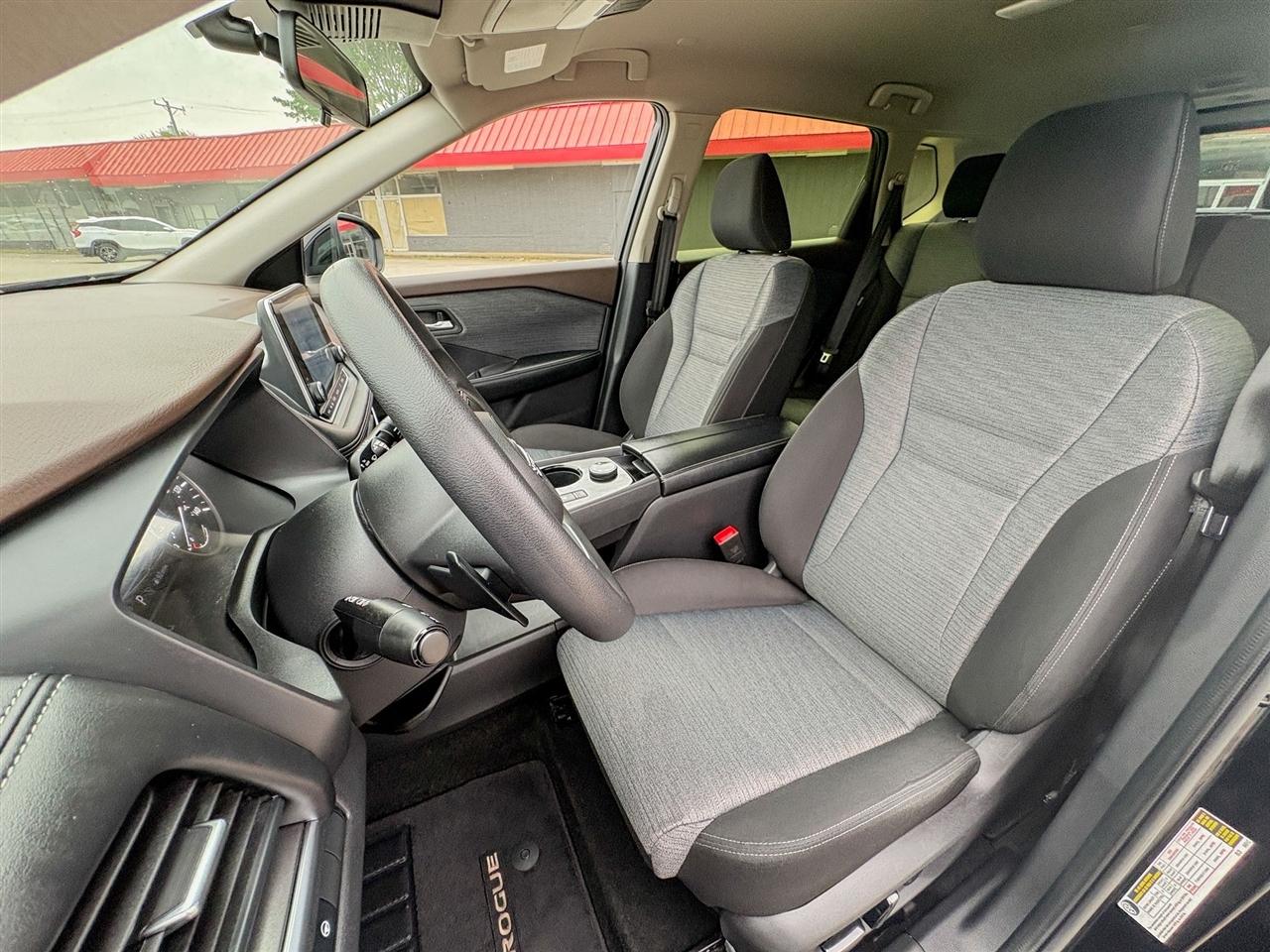 Nissan Rogue  2023