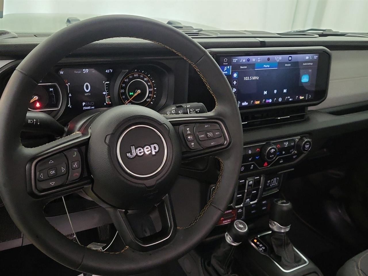 Jeep Wrangler  2024