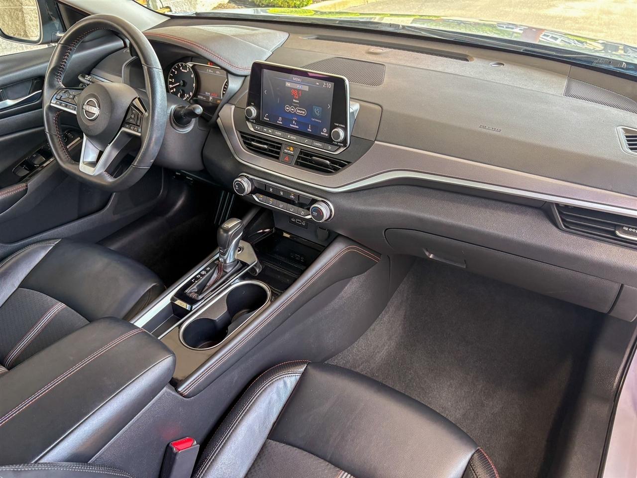 Nissan Altima  2024