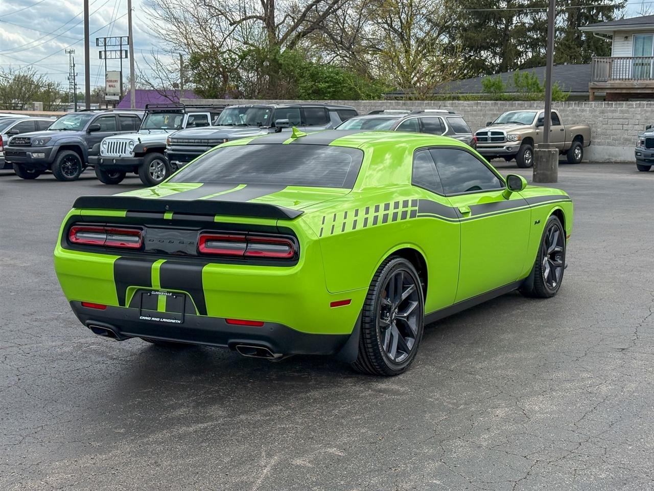 Dodge Challenger  2023