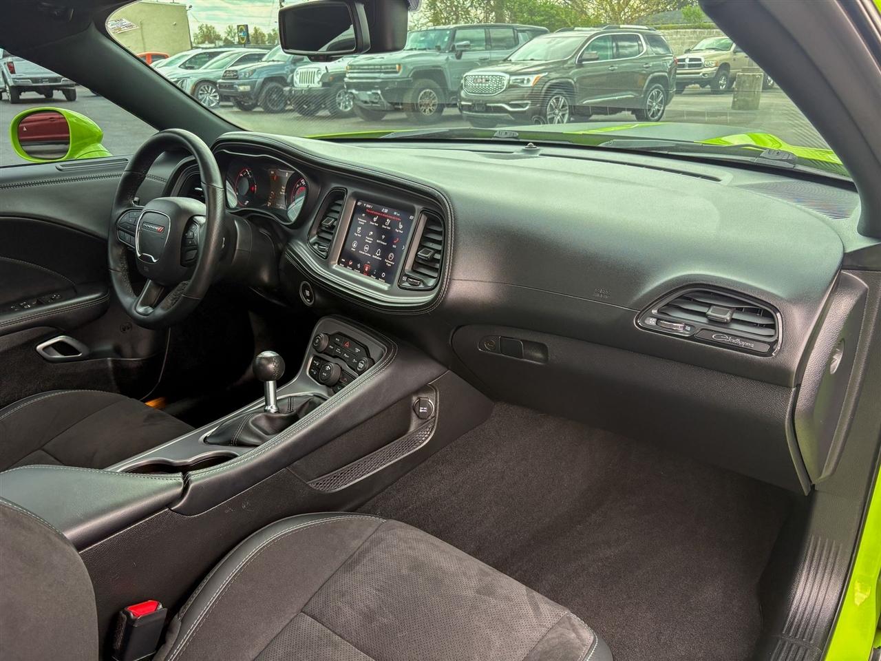 Dodge Challenger  2023