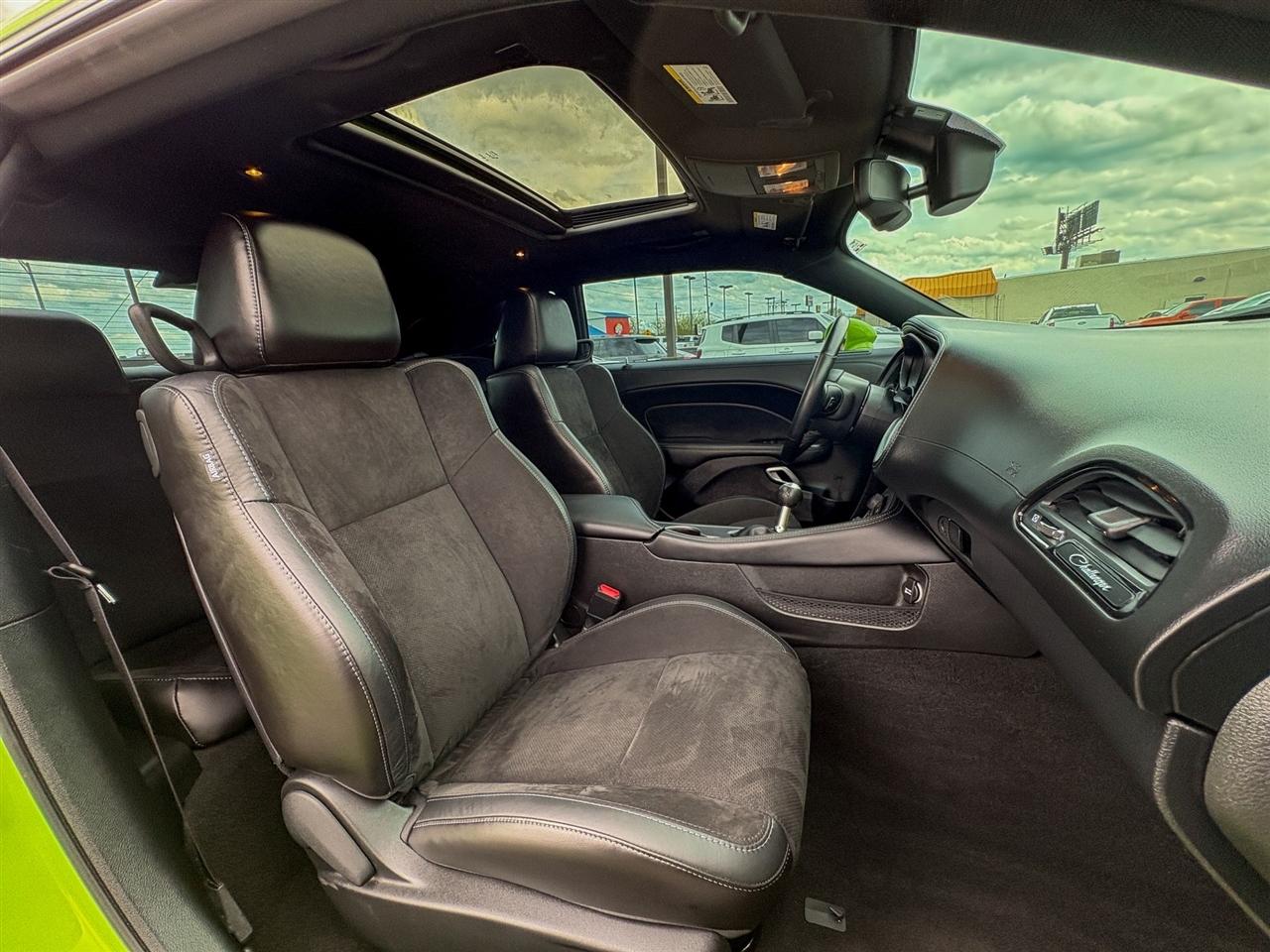 Dodge Challenger  2023