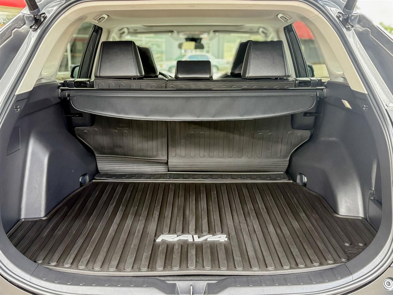 Toyota RAV4 XLE Premium 2023