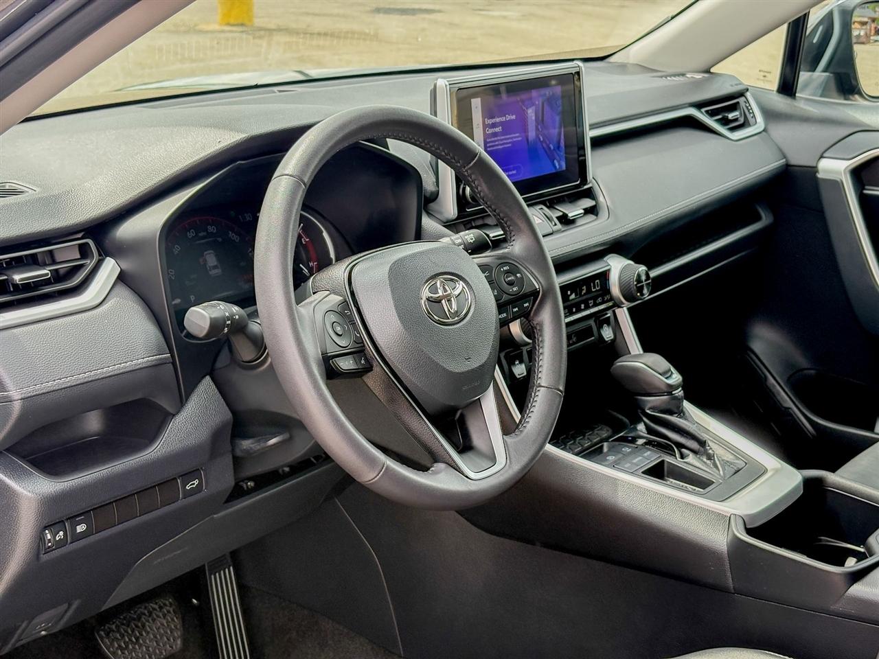 Toyota RAV4 XLE Premium 2023