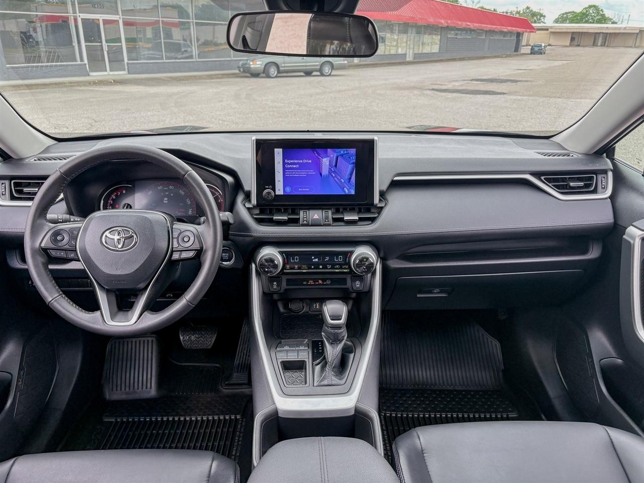 Toyota RAV4 XLE Premium 2023