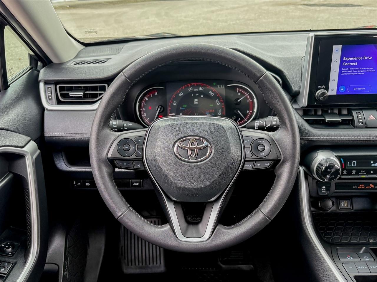 Toyota RAV4 XLE Premium 2023