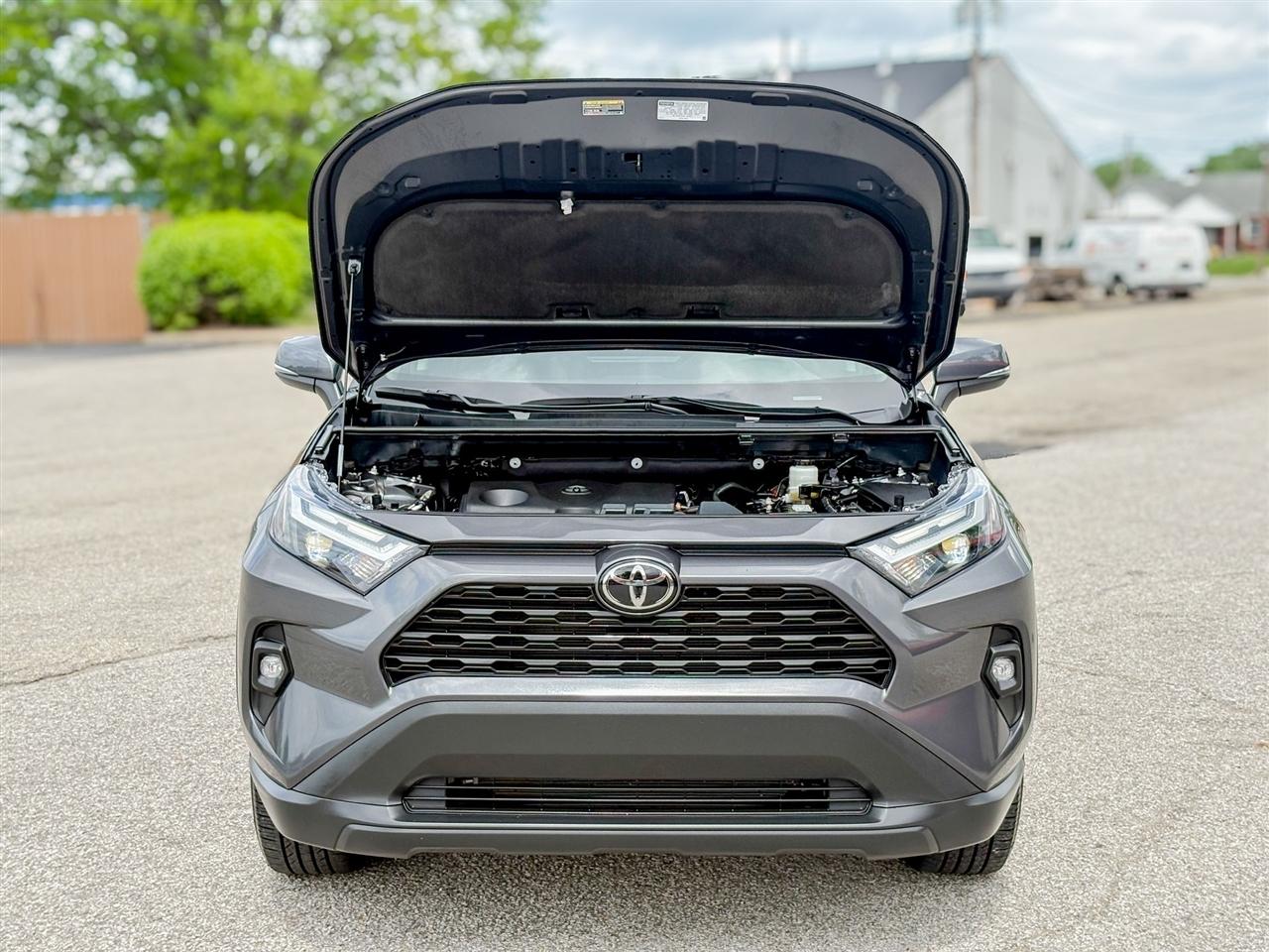 Toyota RAV4 XLE Premium 2023
