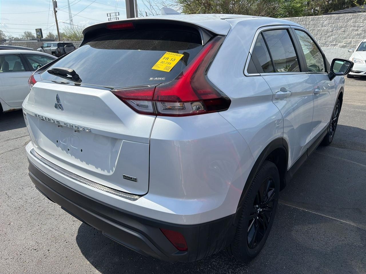 Mitsubishi Eclipse Cross  2023